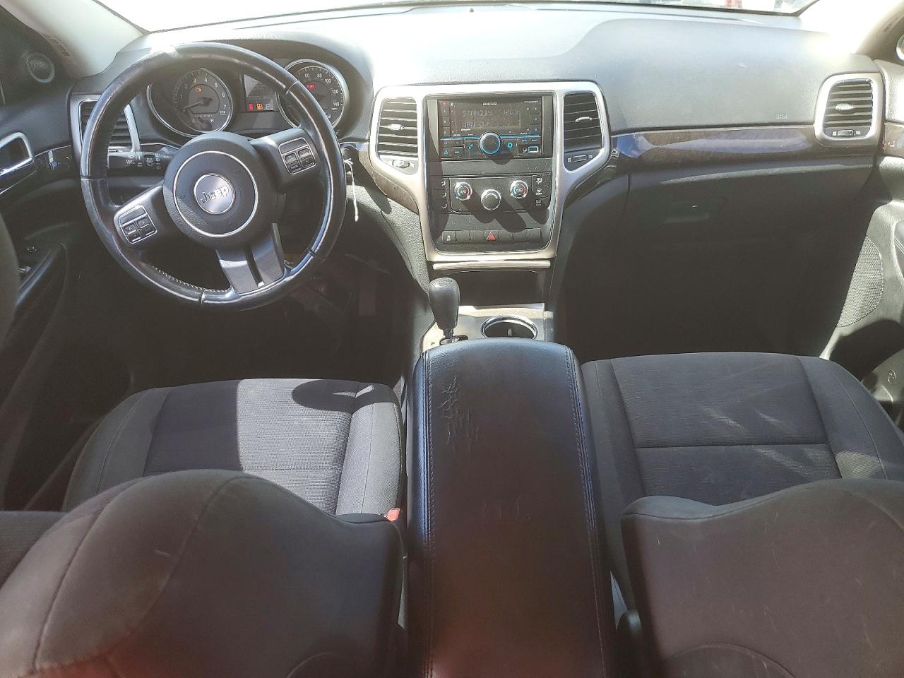 2011 Jeep Grand Cherokee Laredo Черный vin: 1J4RR4GG8BC555538