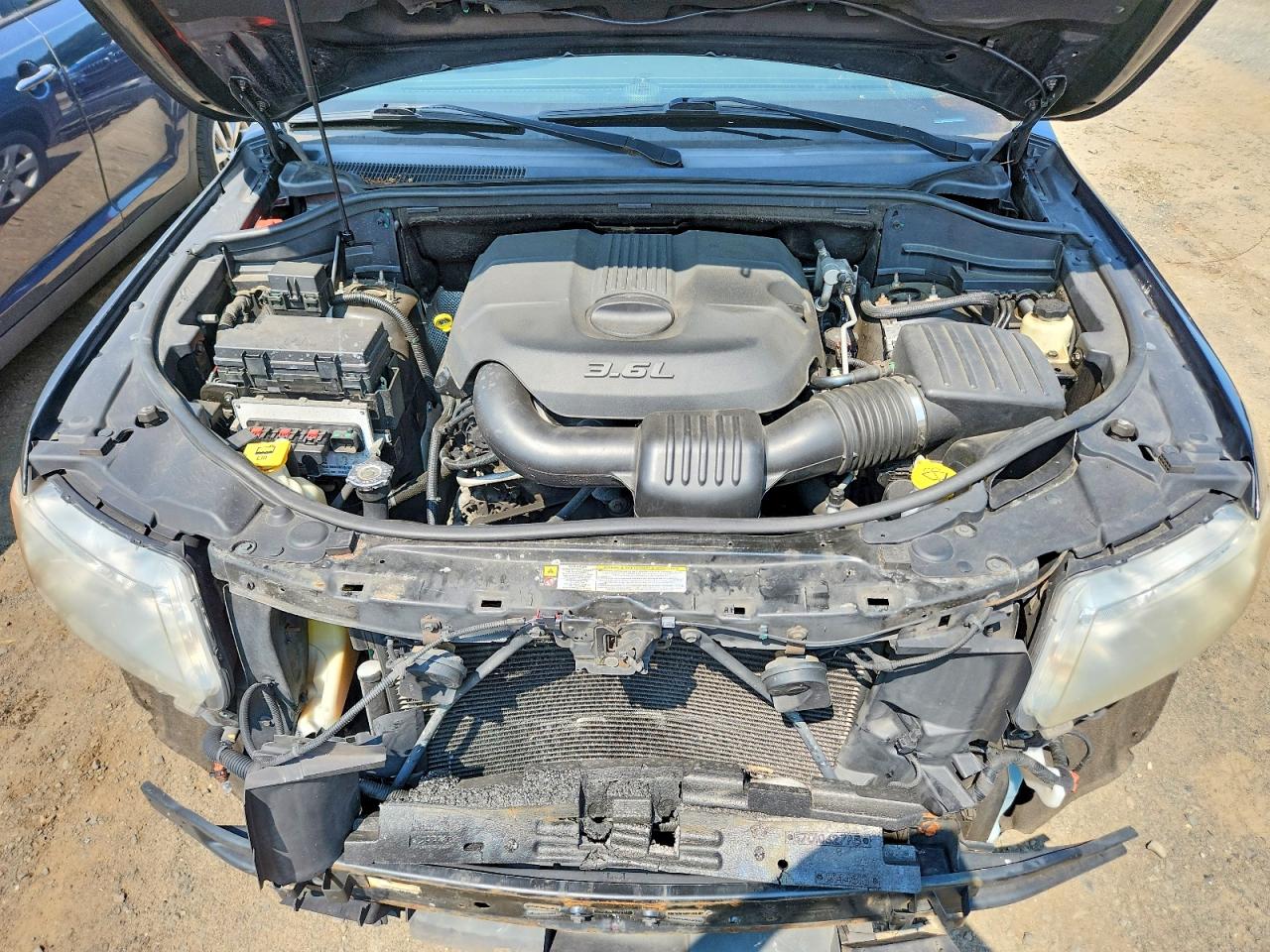 2011 Jeep Grand Cherokee Laredo Черный vin: 1J4RR4GG8BC570511
