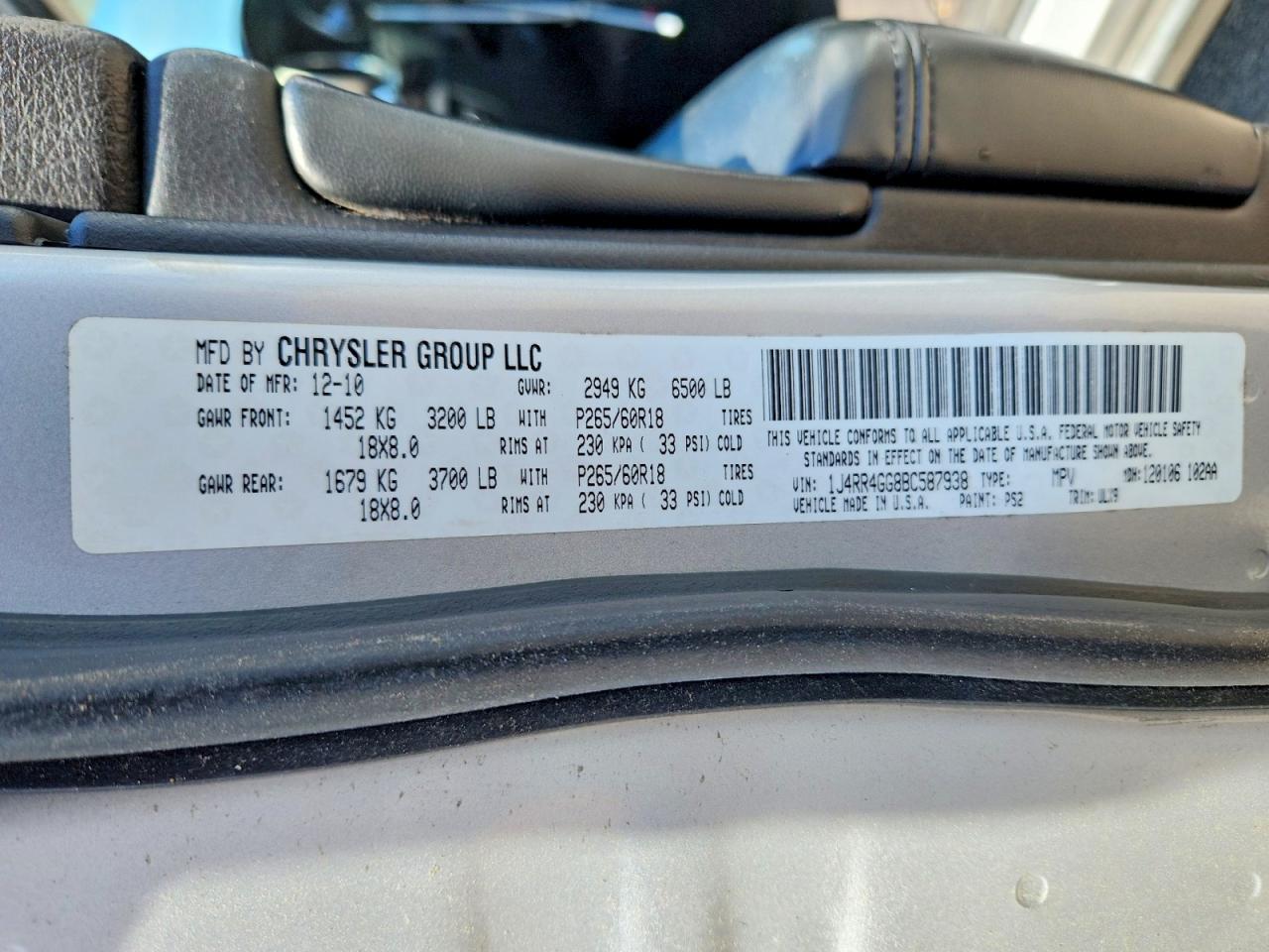 2011 Jeep Grand Cherokee Silver vin: 1J4RR4GG8BC587938