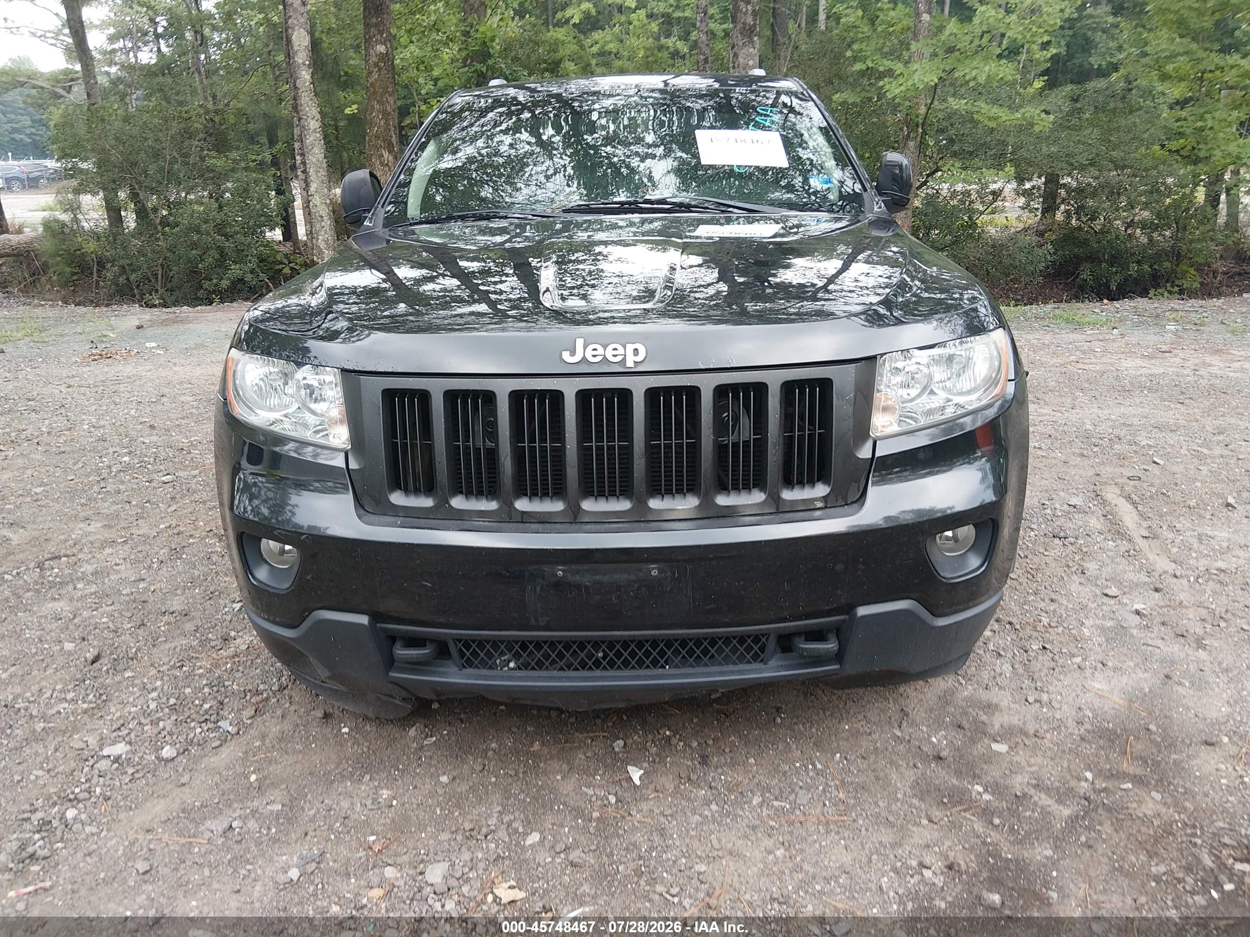2011 Jeep Grand Cherokee Laredo Black vin: 1J4RR4GG8BC597868
