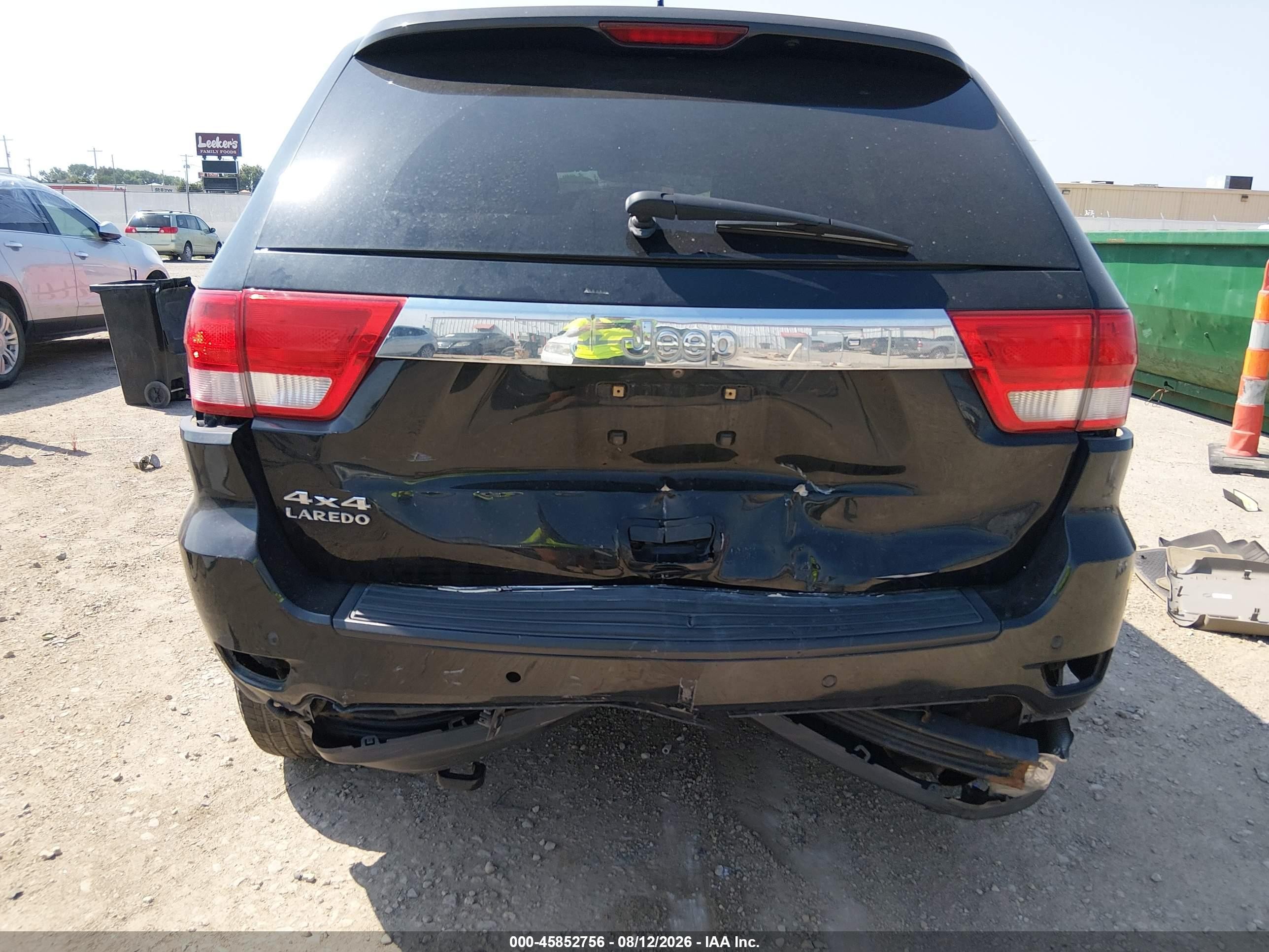 2011 Jeep Grand Cherokee Laredo Черный vin: 1J4RR4GG8BC610134
