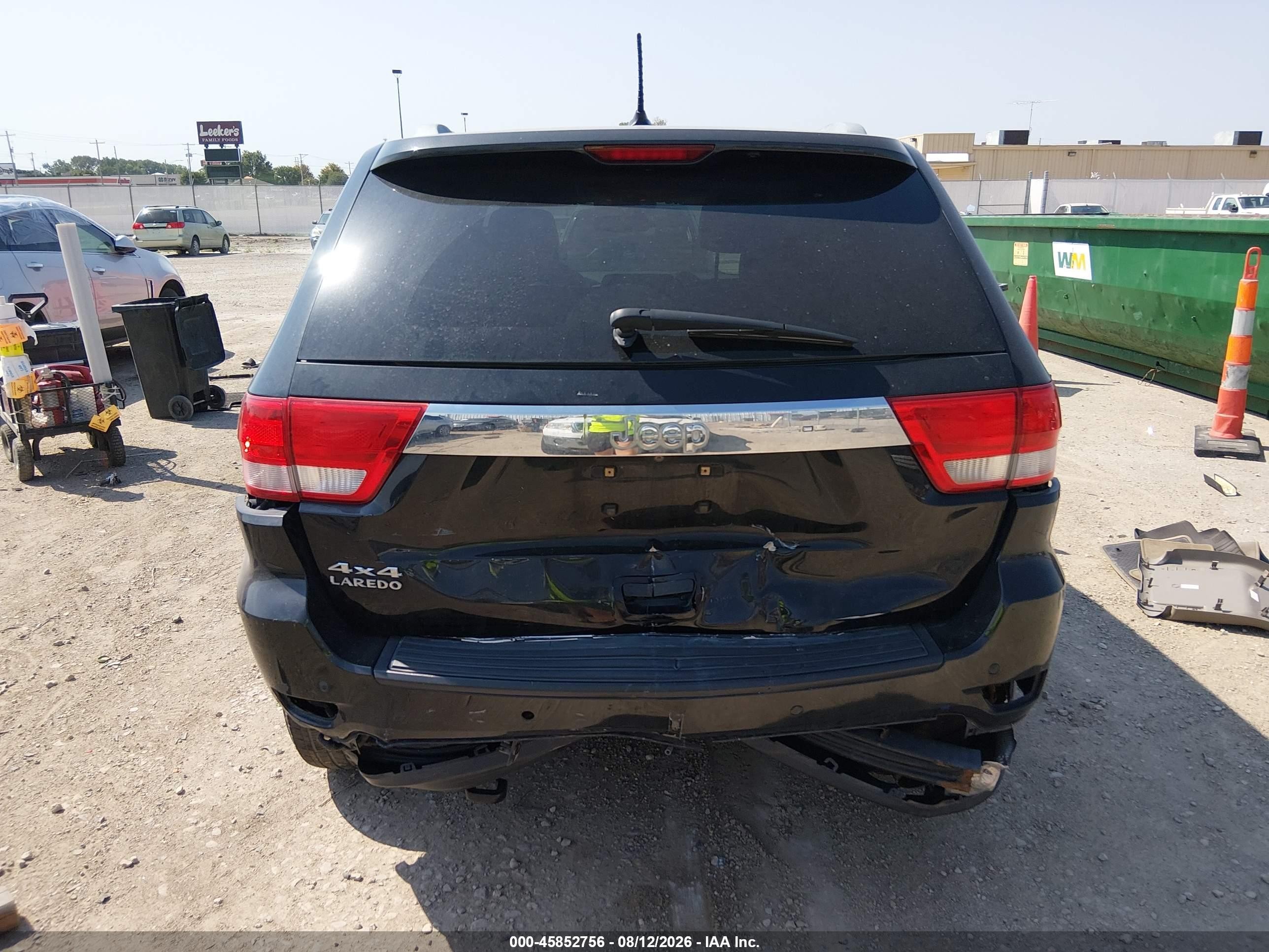2011 Jeep Grand Cherokee Laredo Черный vin: 1J4RR4GG8BC610134