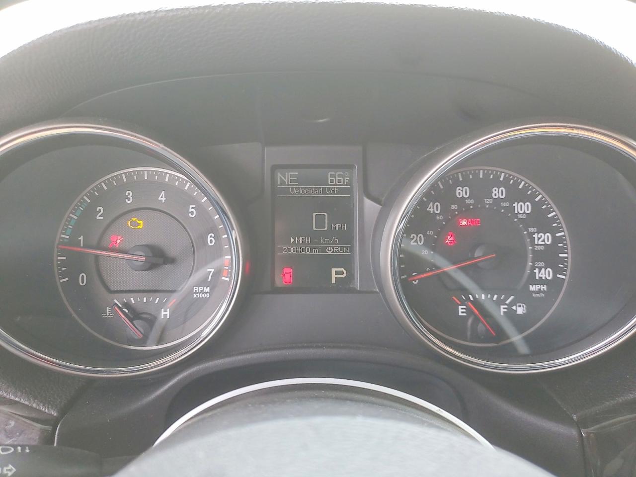 2011 Jeep Grand Cherokee Laredo White vin: 1J4RR4GG8BC640315