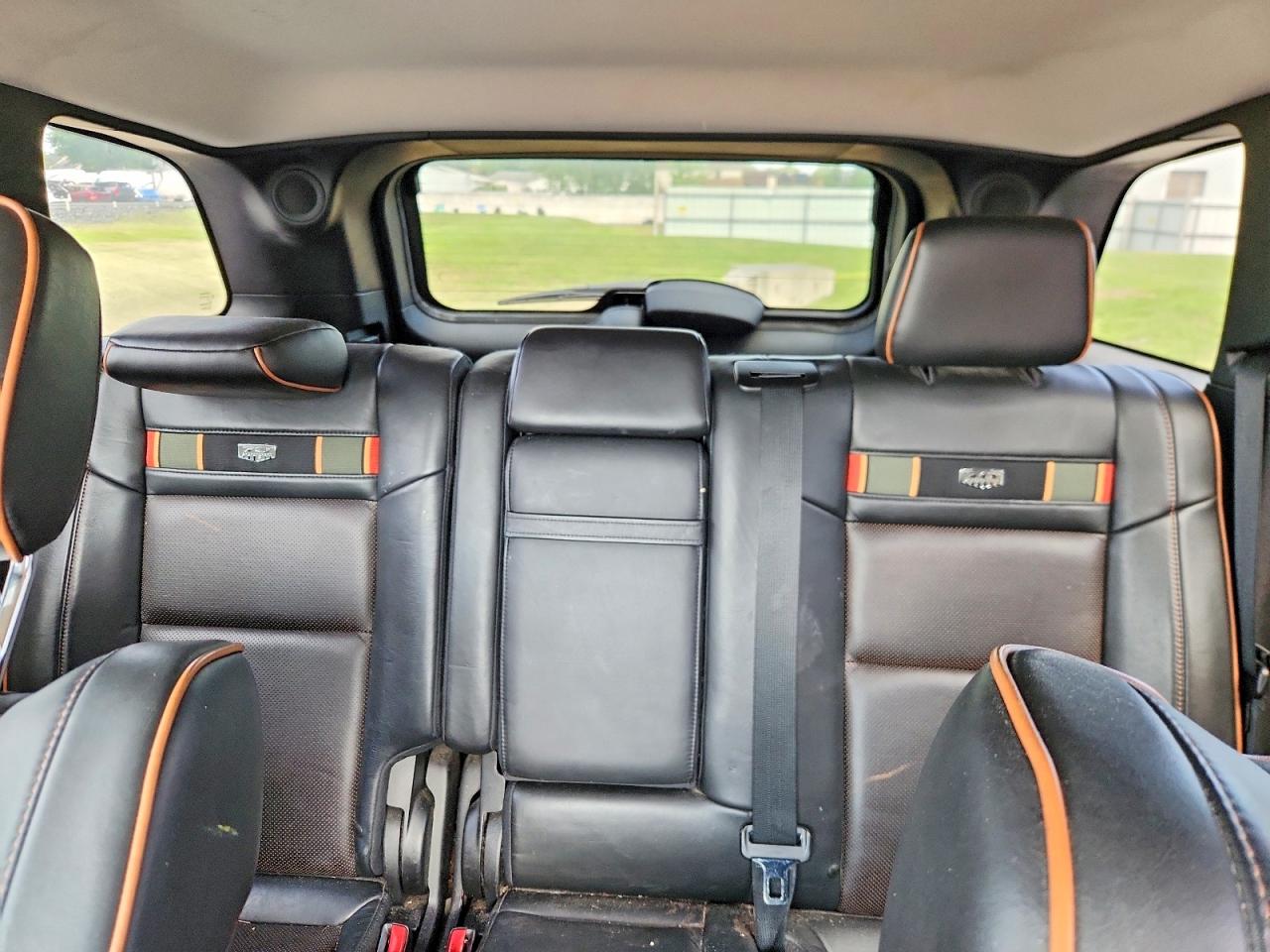 2011 Jeep Grand Cherokee Laredo Silver vin: 1J4RR4GG8BC646504