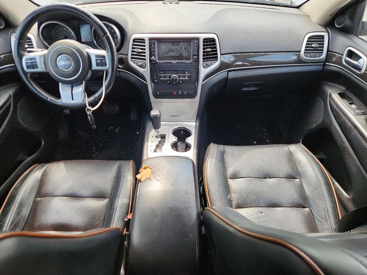 2011 Jeep Grand Cherokee Laredo Silver vin: 1J4RR4GG8BC646504