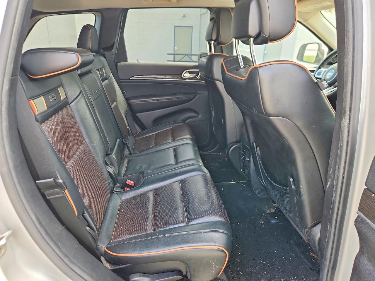 2011 Jeep Grand Cherokee Laredo Silver vin: 1J4RR4GG8BC646504
