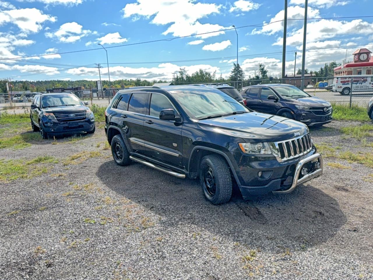 2011 Jeep Grand Cherokee Laredo Black vin: 1J4RR4GG8BC647877