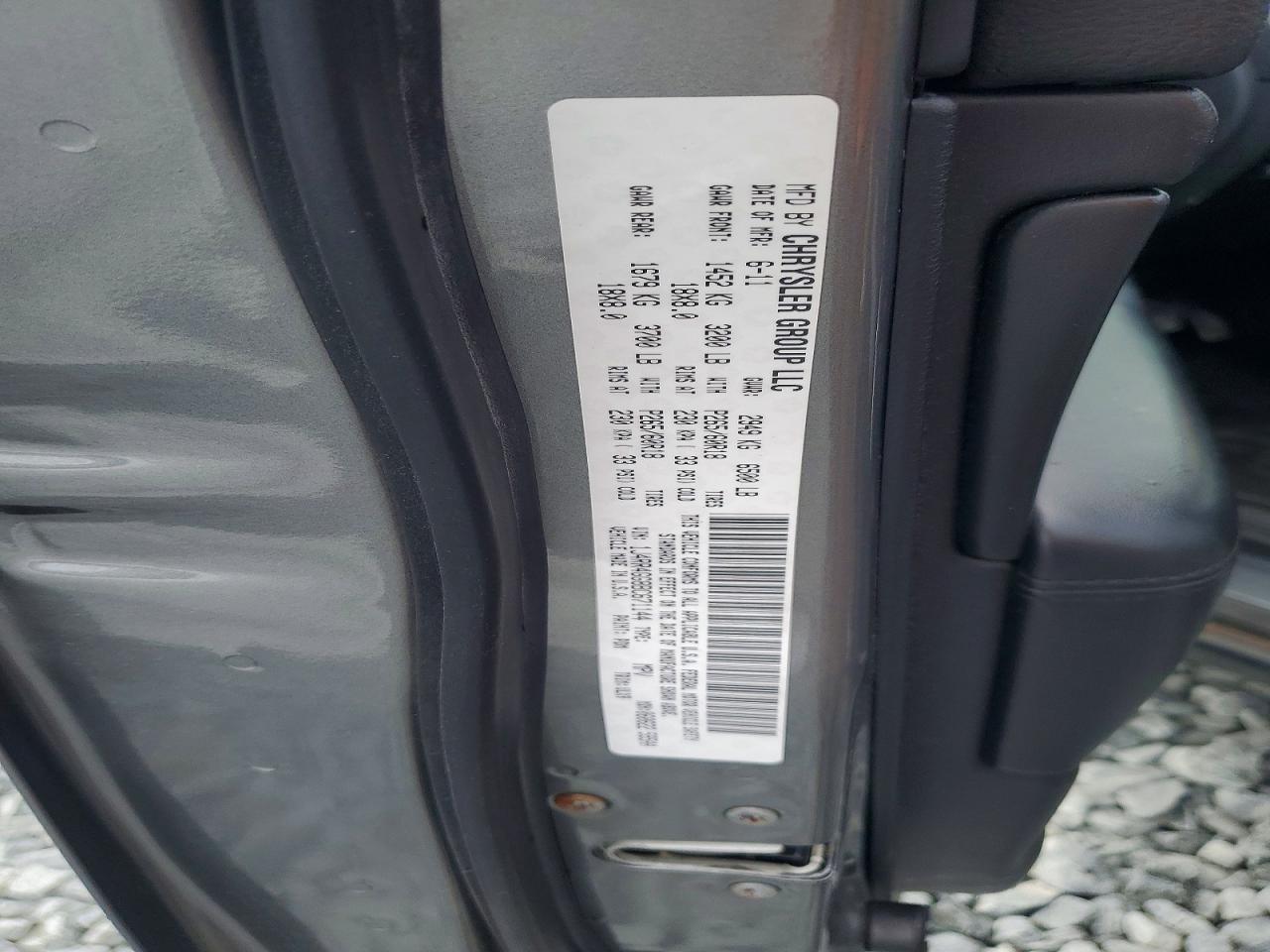 2011 Jeep Grand Cherokee Laredo Gray vin: 1J4RR4GG8BC671144