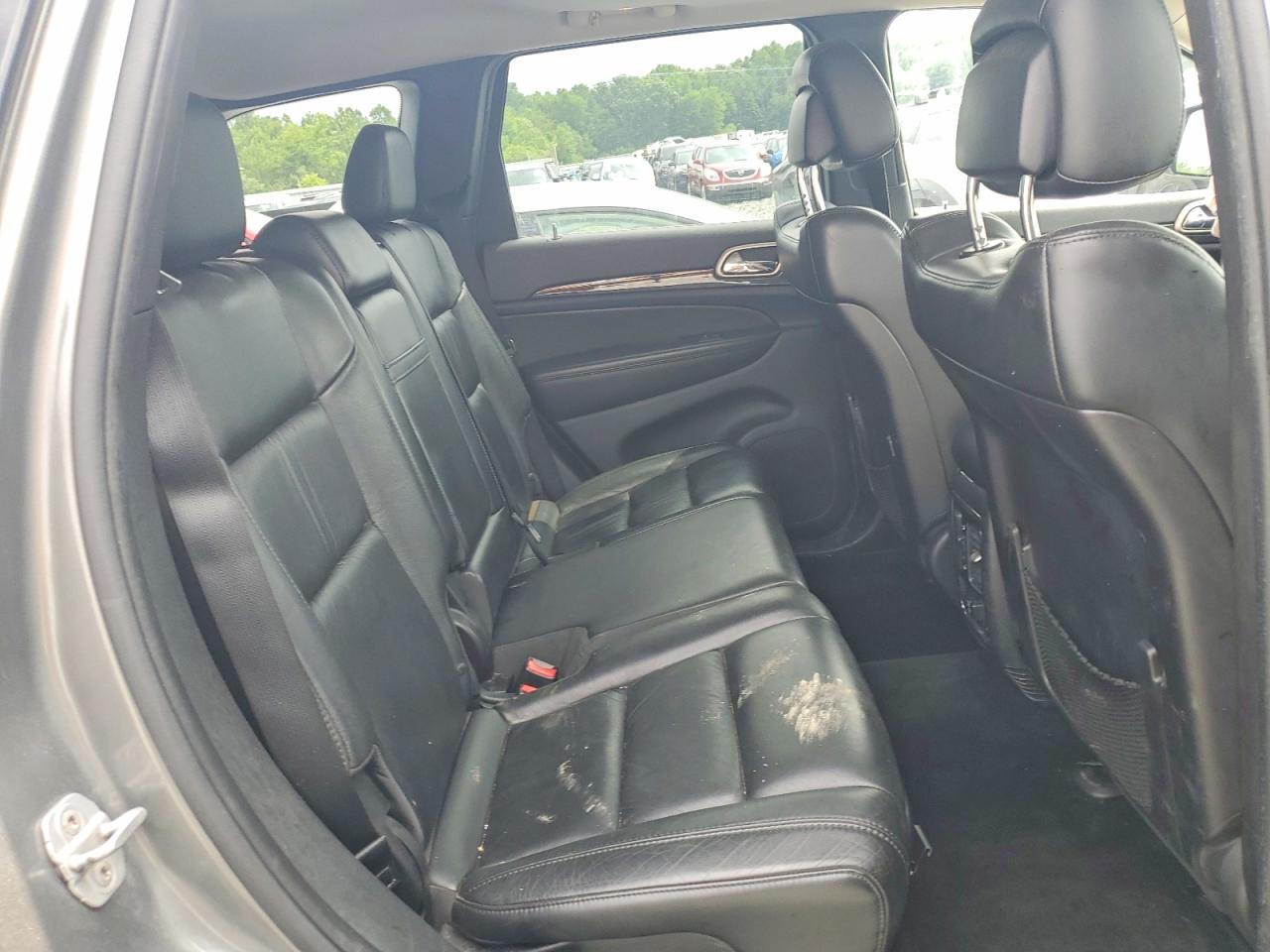 2011 Jeep Grand Cherokee Laredo Gray vin: 1J4RR4GG8BC671144