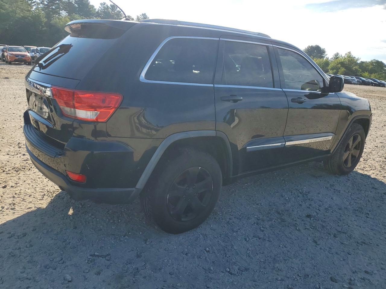 2011 Jeep Grand Cherokee Laredo Black vin: 1J4RR4GG8BC680698