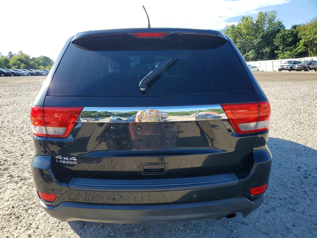 2011 Jeep Grand Cherokee Laredo Black vin: 1J4RR4GG8BC680698