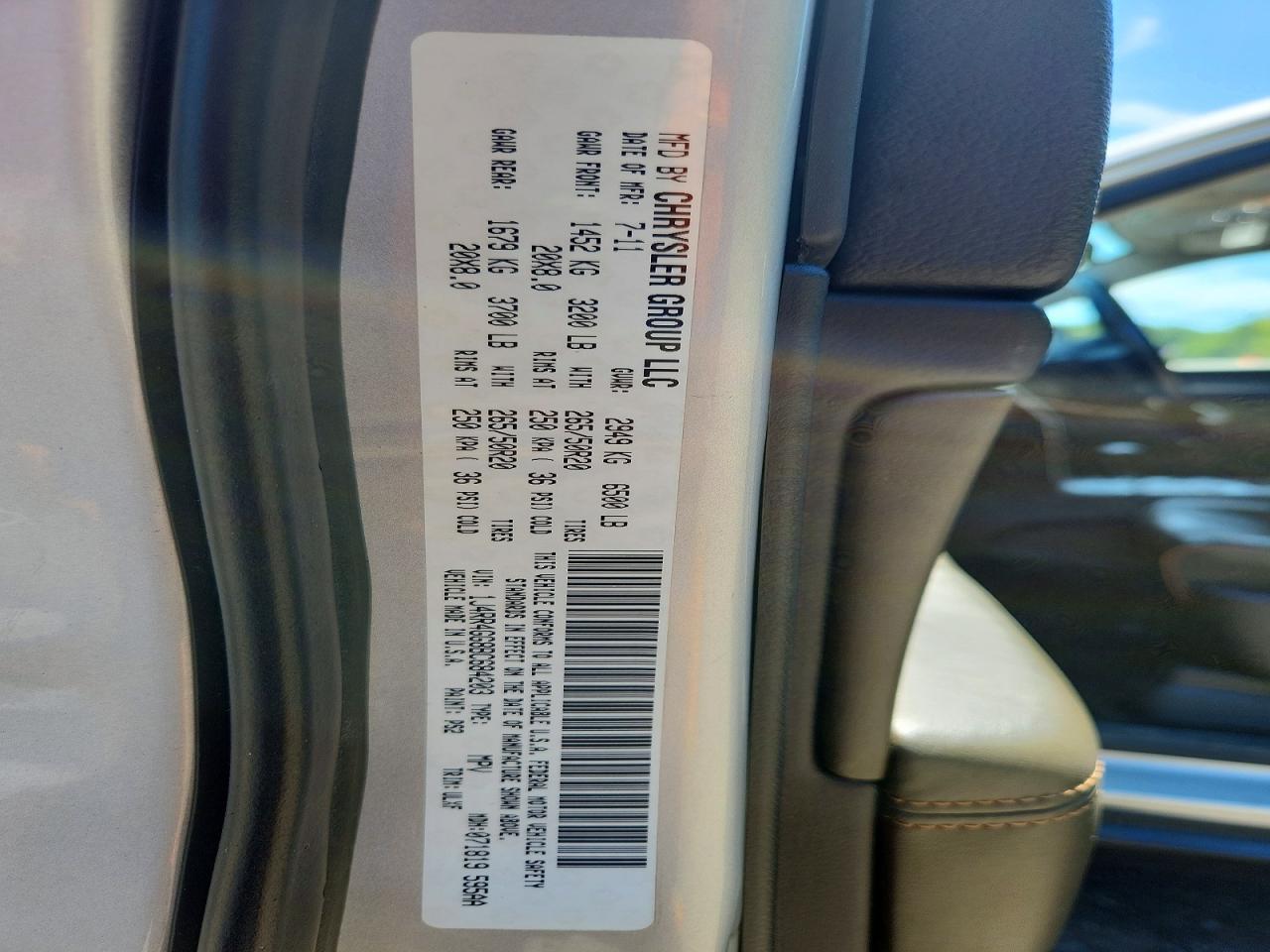 2011 Jeep Grand Cherokee Laredo Silver vin: 1J4RR4GG8BC684203