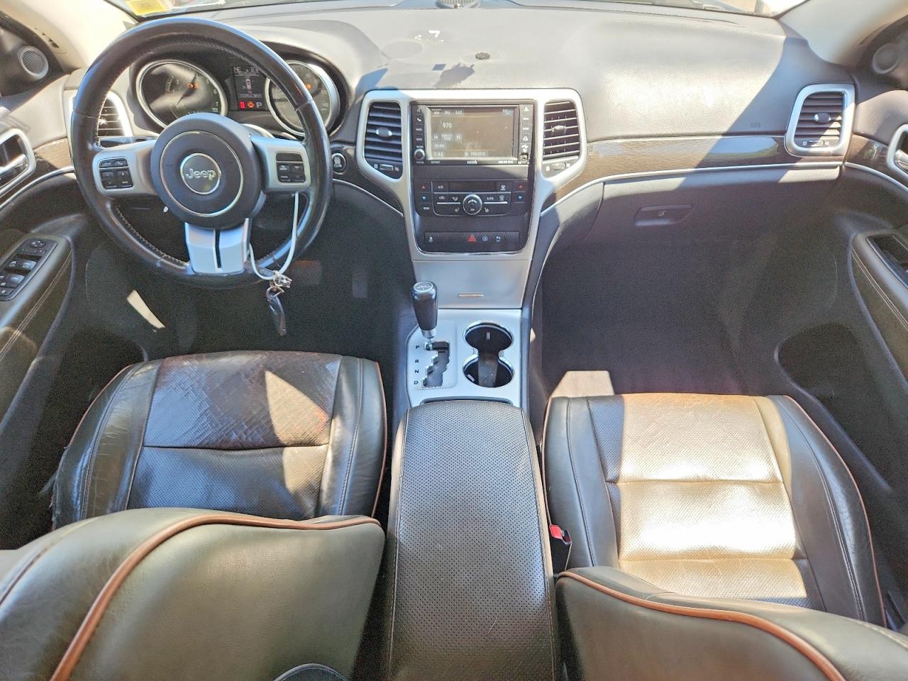 2011 Jeep Grand Cherokee Laredo Silver vin: 1J4RR4GG8BC684203