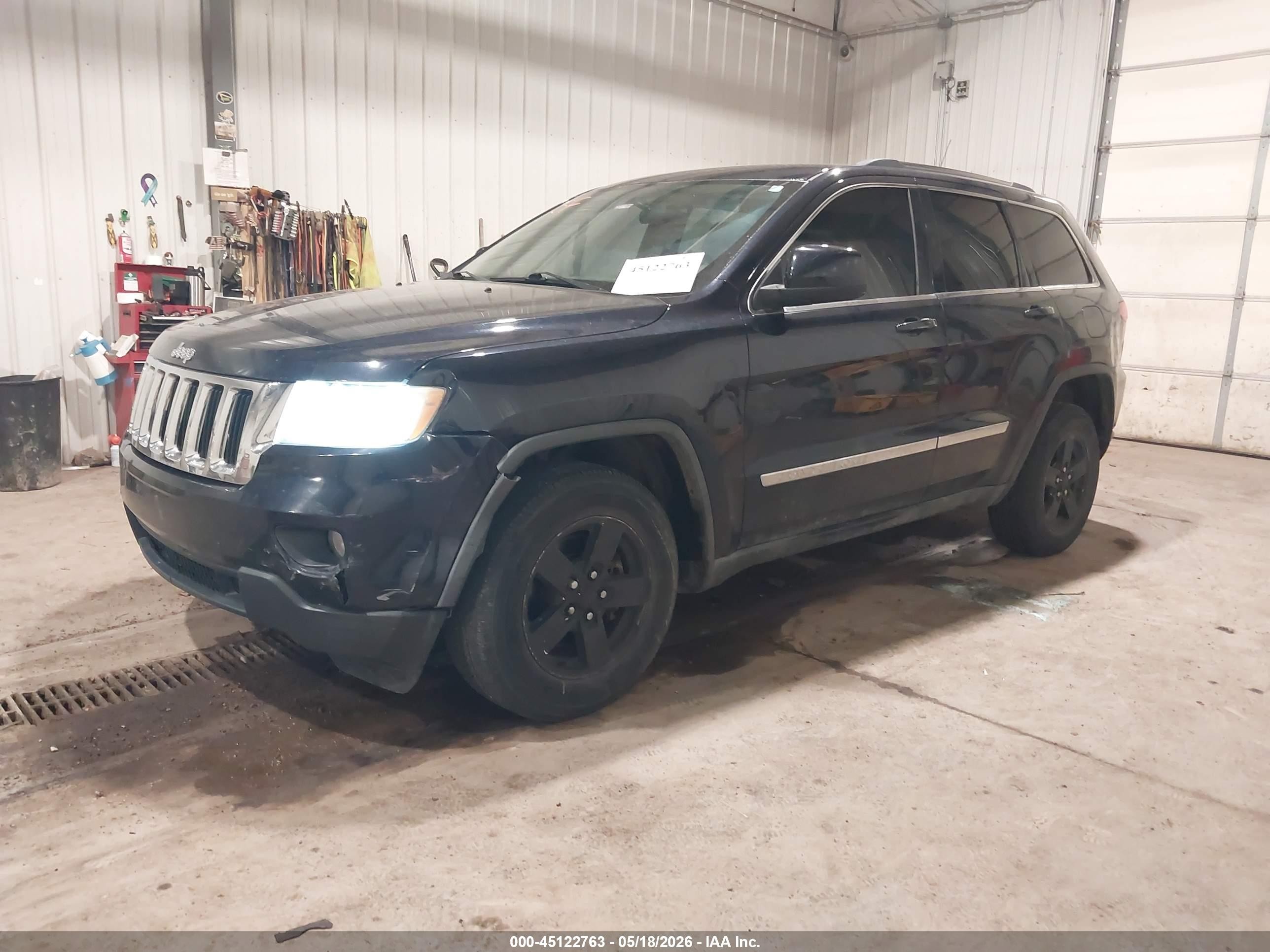 2011 Jeep Grand Cherokee Laredo Black vin: 1J4RR4GG9BC519308