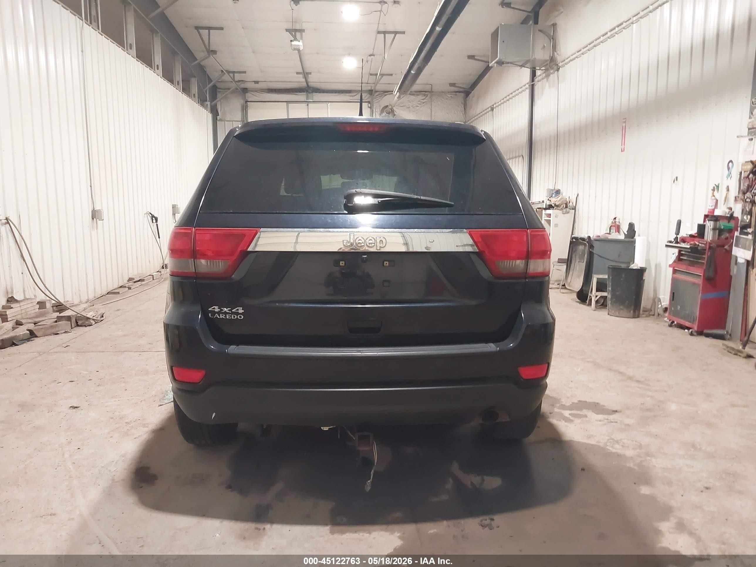 2011 Jeep Grand Cherokee Laredo Black vin: 1J4RR4GG9BC519308