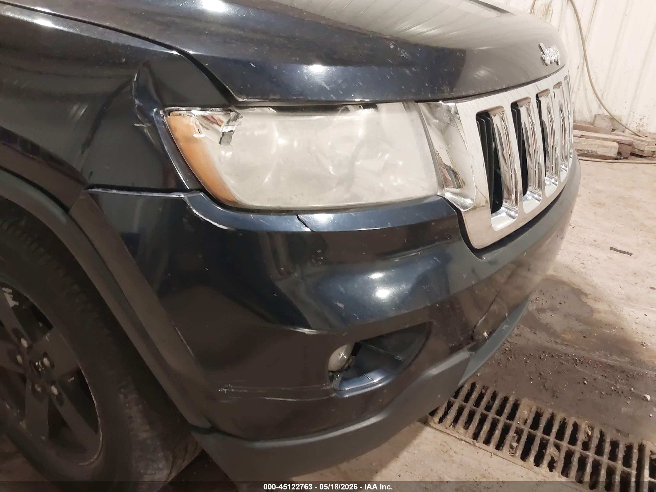 2011 Jeep Grand Cherokee Laredo Black vin: 1J4RR4GG9BC519308