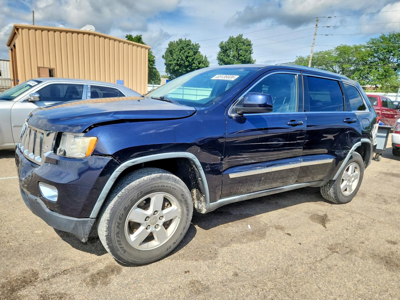 2011 Jeep Grand Cherokee Laredo Blue vin: 1J4RR4GG9BC540787