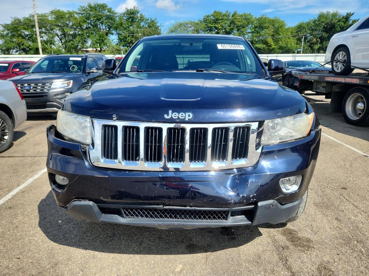 2011 Jeep Grand Cherokee Laredo Blue vin: 1J4RR4GG9BC540787