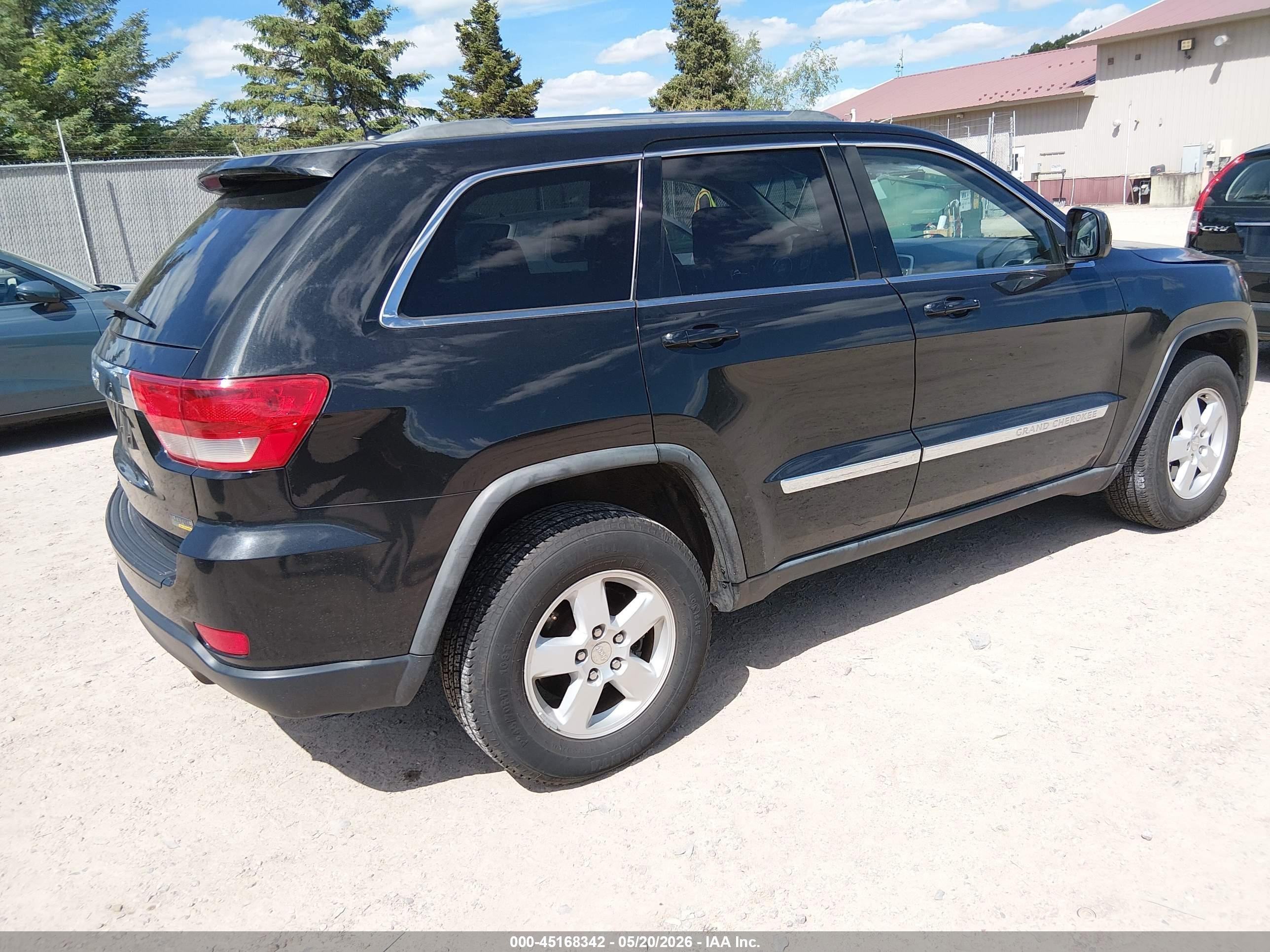 2011 Jeep Grand Cherokee Laredo Black vin: 1J4RR4GG9BC571196
