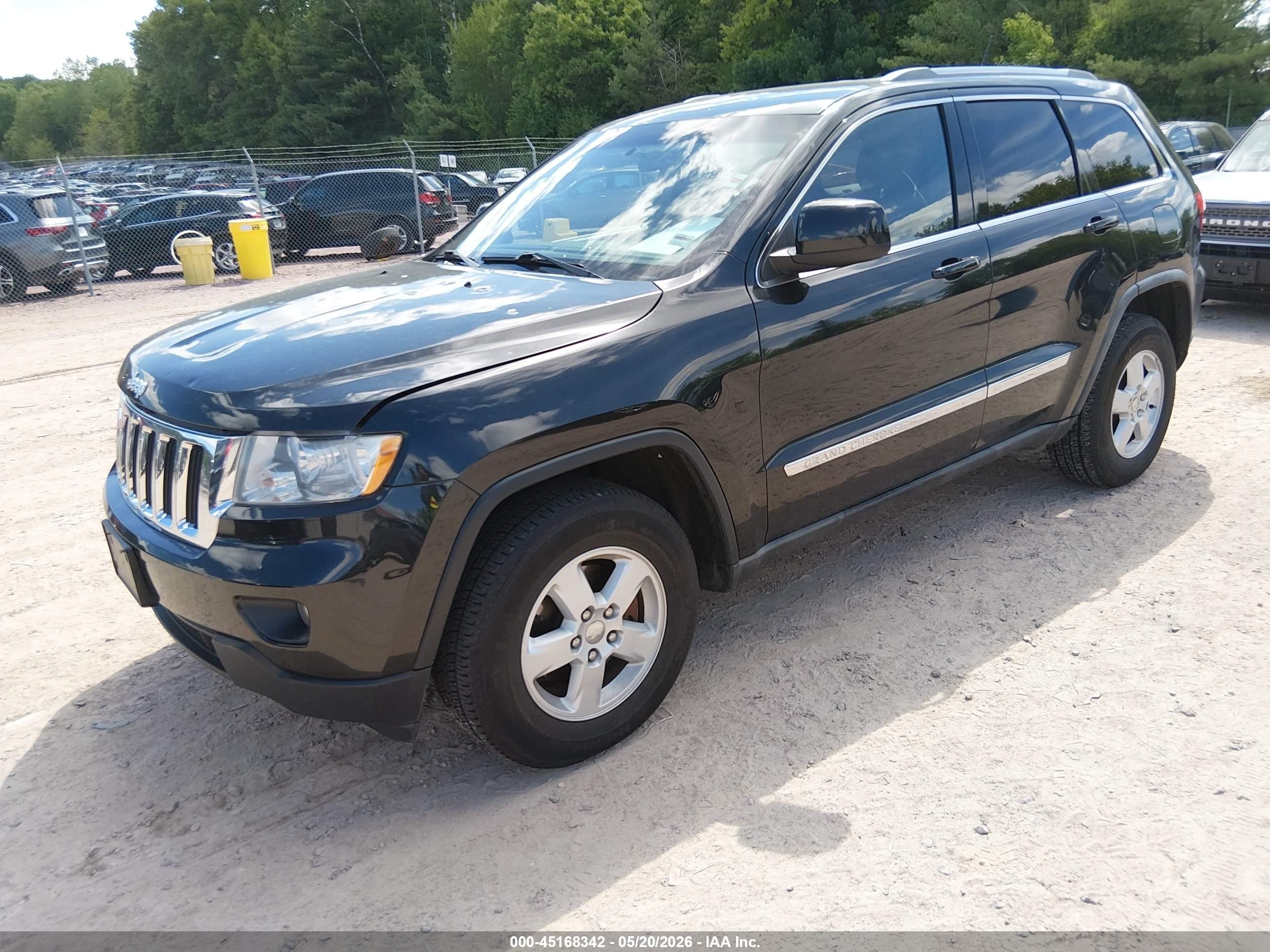 2011 Jeep Grand Cherokee Laredo Black vin: 1J4RR4GG9BC571196