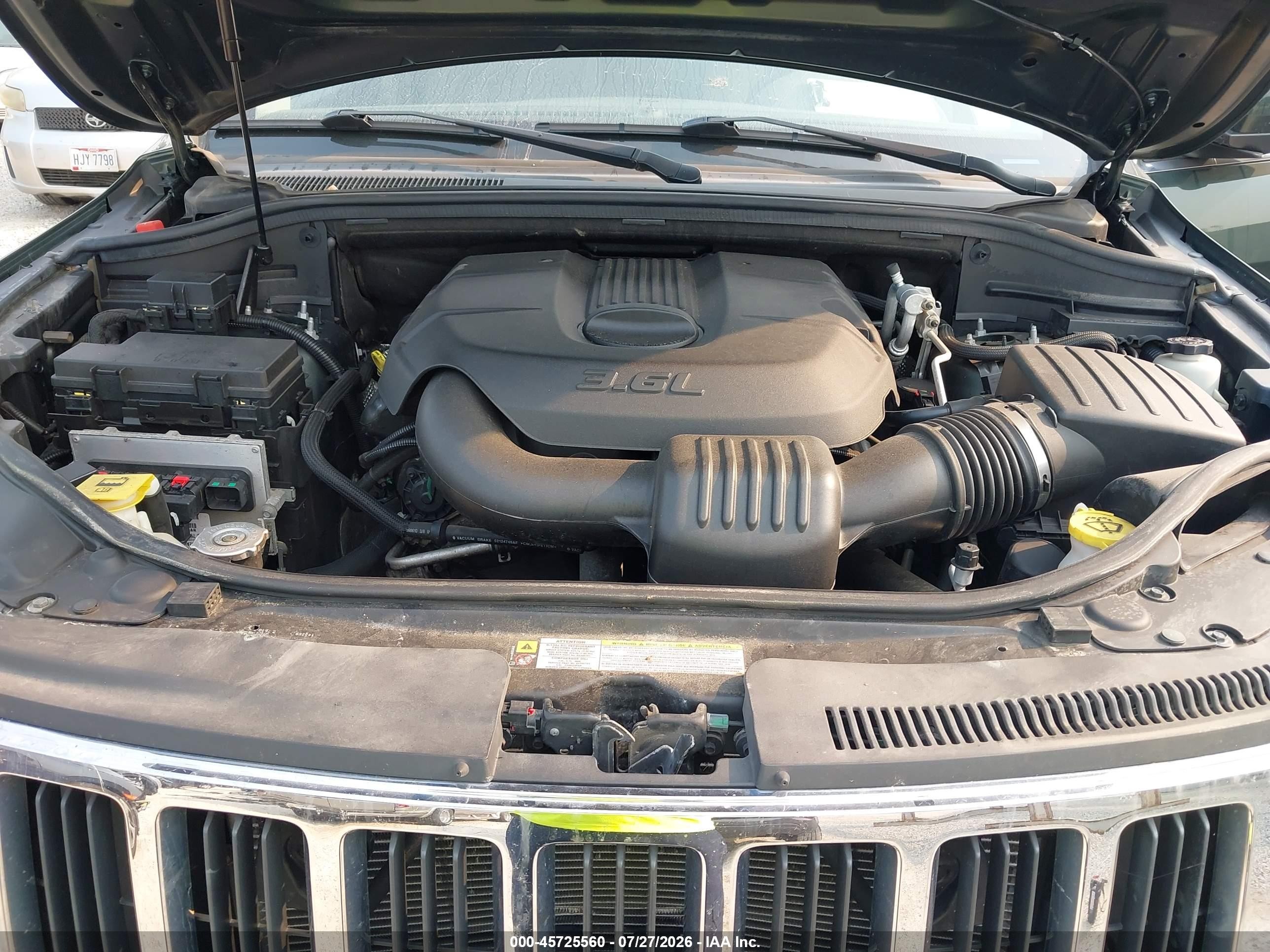 2011 Jeep Grand Cherokee Laredo Green vin: 1J4RR4GG9BC575944
