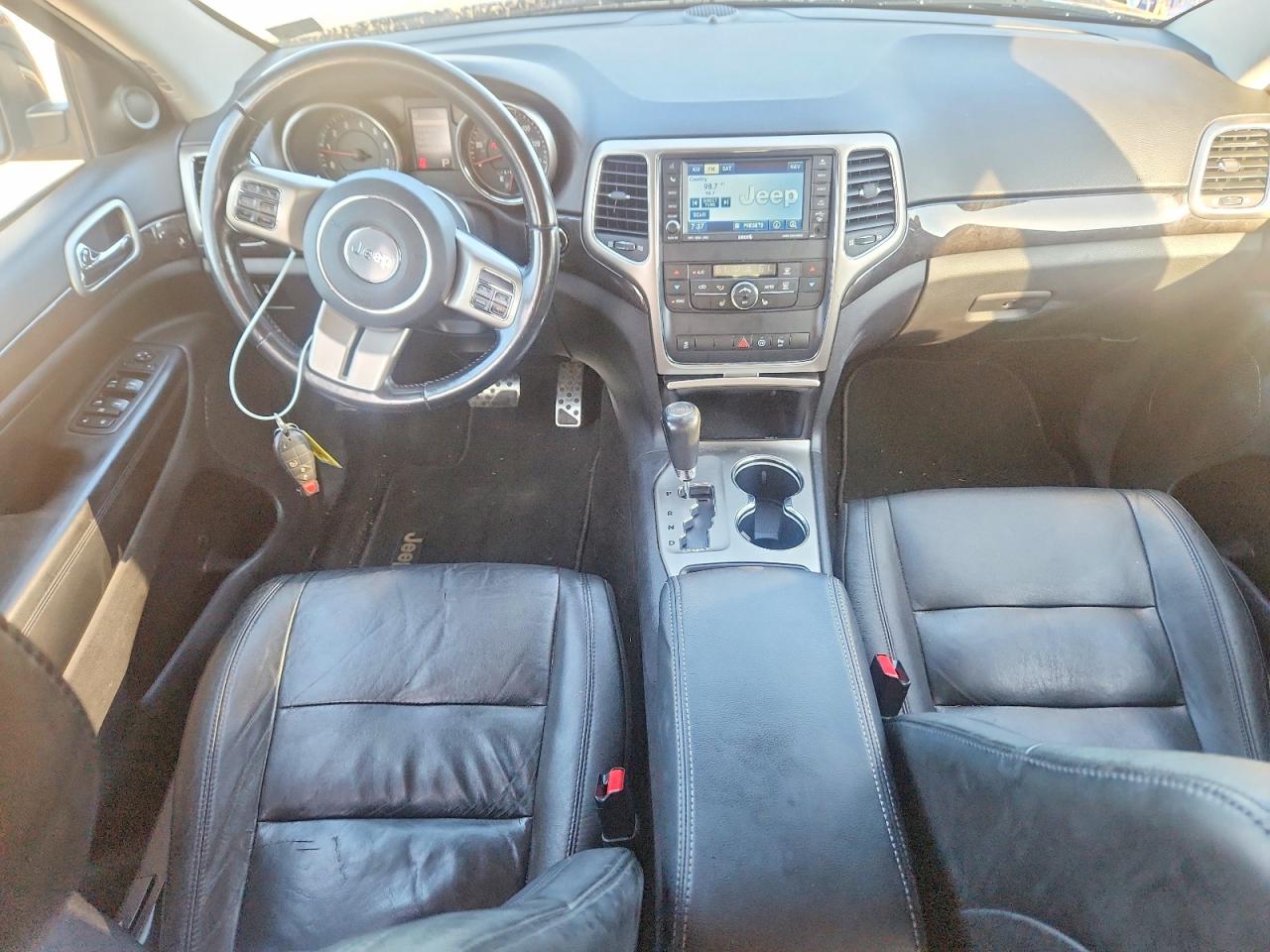 2011 Jeep Grand Cherokee Laredo Black vin: 1J4RR4GG9BC609333