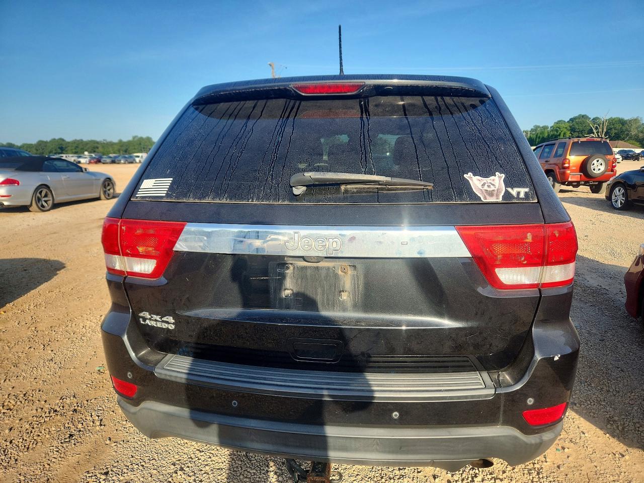 2011 Jeep Grand Cherokee Laredo Black vin: 1J4RR4GG9BC609333