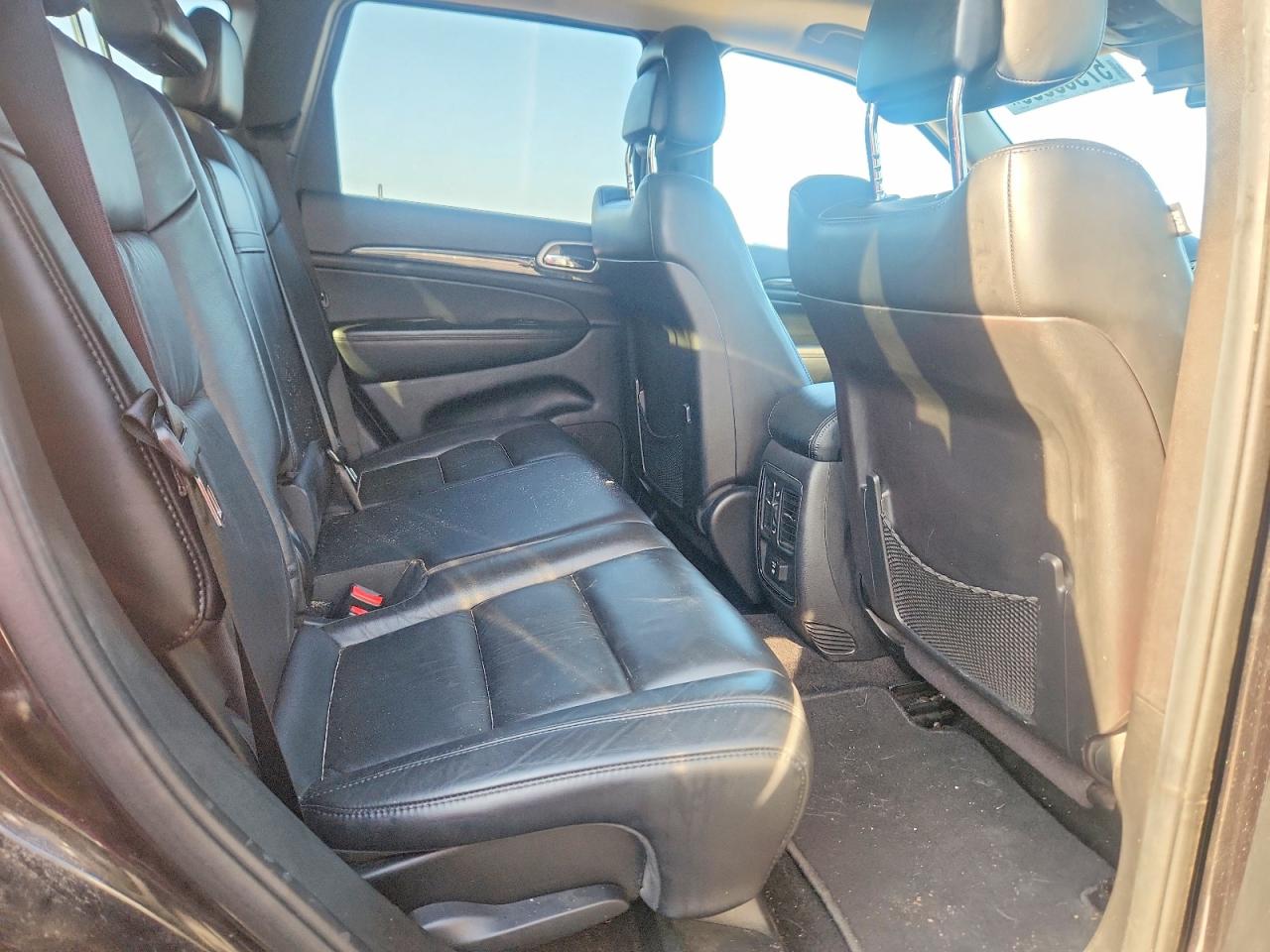 2011 Jeep Grand Cherokee Laredo Black vin: 1J4RR4GG9BC609333