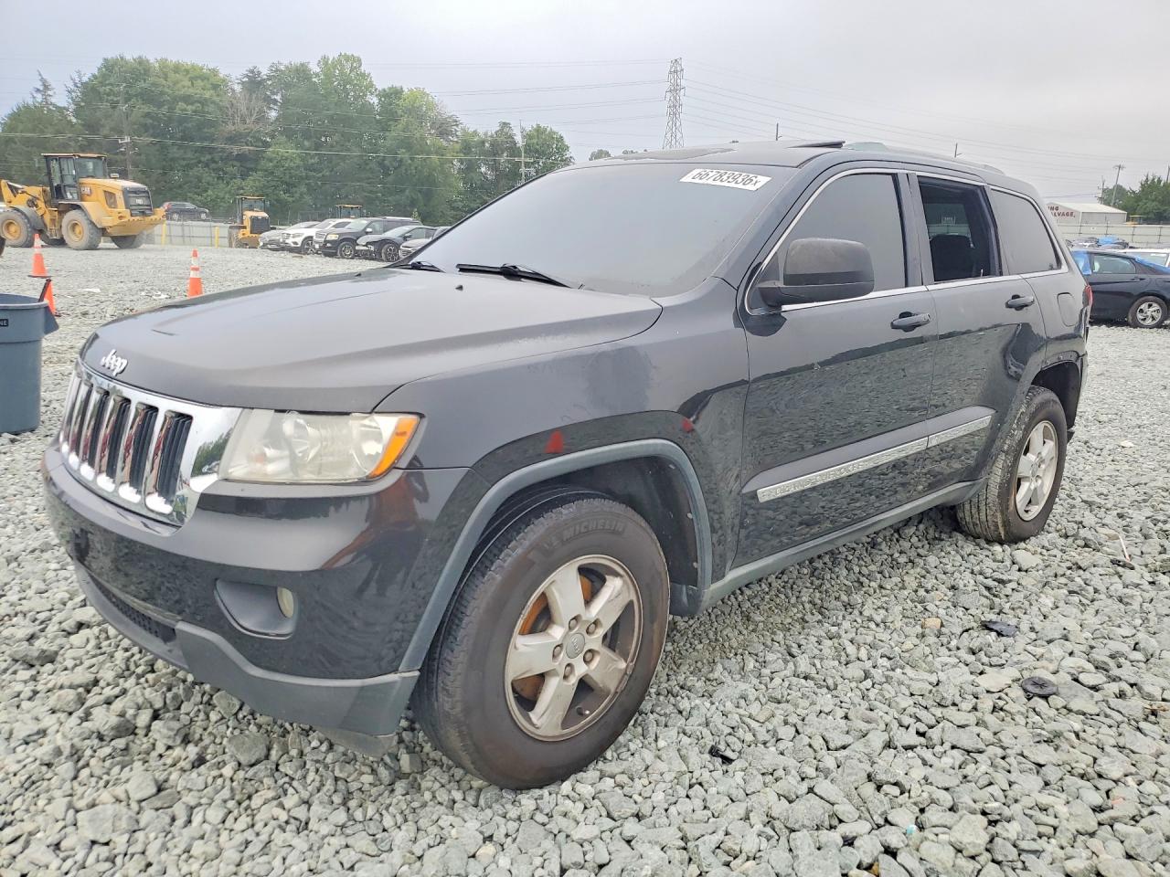 2011 Jeep Grand Cherokee Laredo Black vin: 1J4RR4GG9BC655373