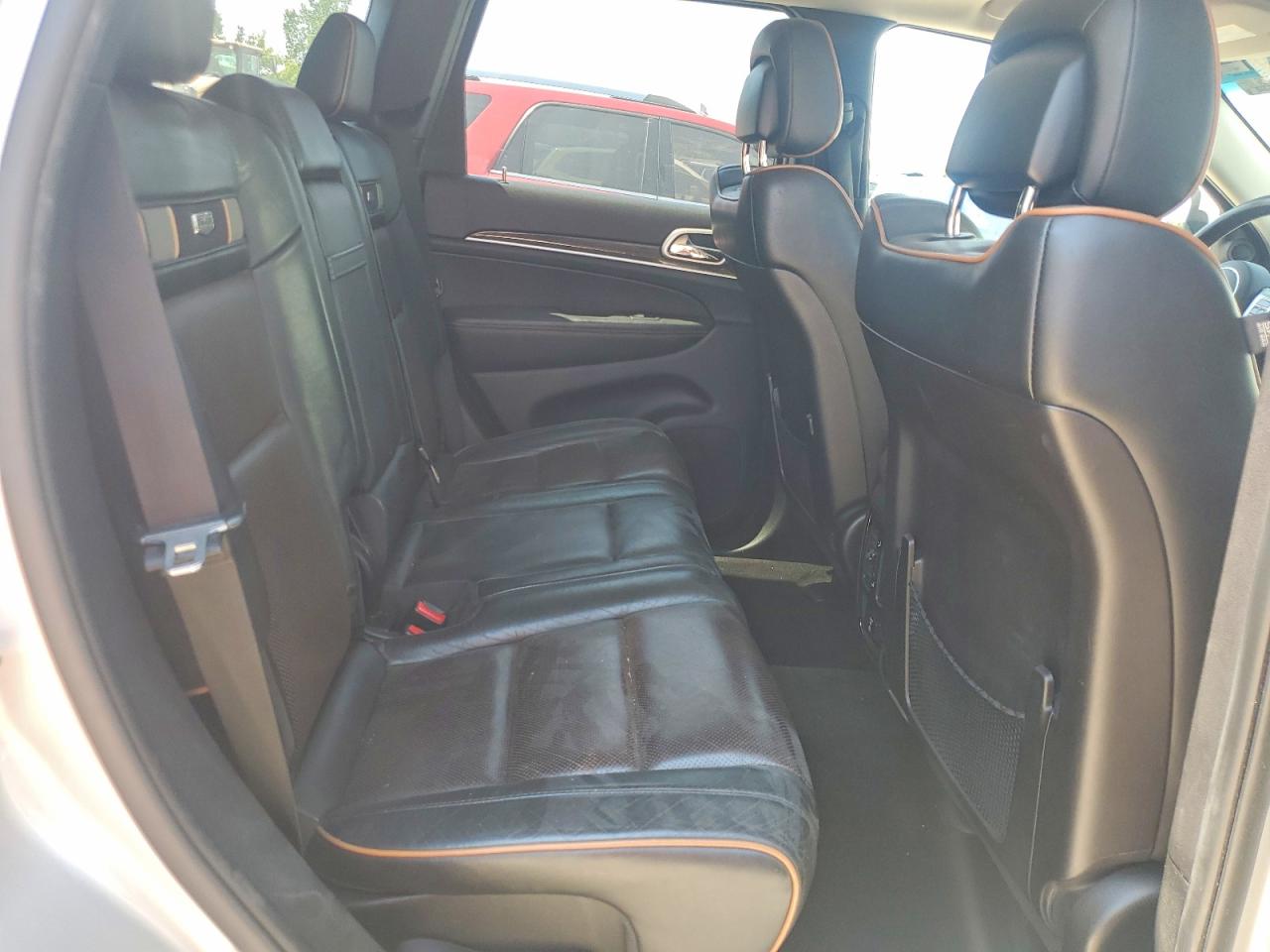 2011 Jeep Grand Cherokee Laredo Silver vin: 1J4RR4GG9BC673792