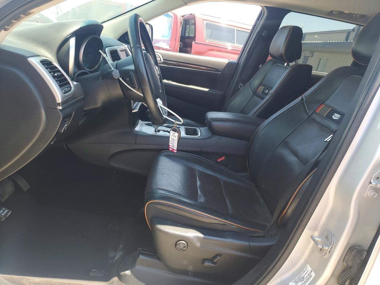 2011 Jeep Grand Cherokee Laredo Silver vin: 1J4RR4GG9BC673792