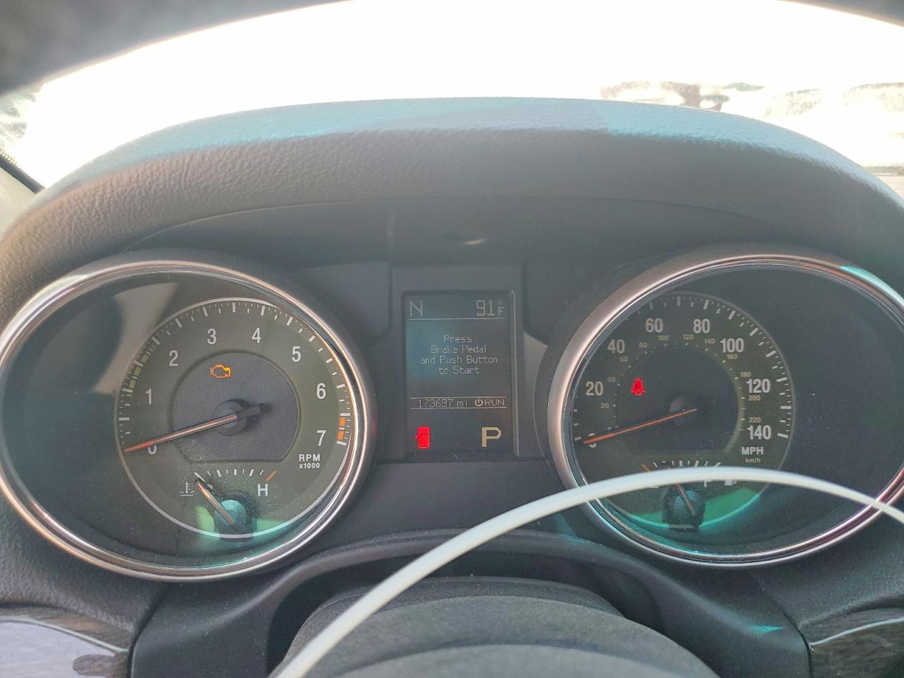 2011 Jeep Grand Cherokee Laredo Silver vin: 1J4RR4GG9BC673792