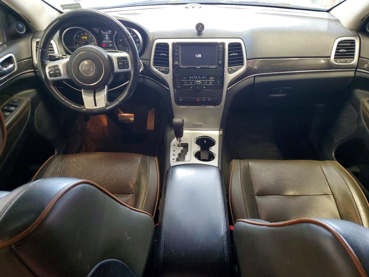 2011 Jeep Grand Cherokee Laredo Silver vin: 1J4RR4GG9BC679060