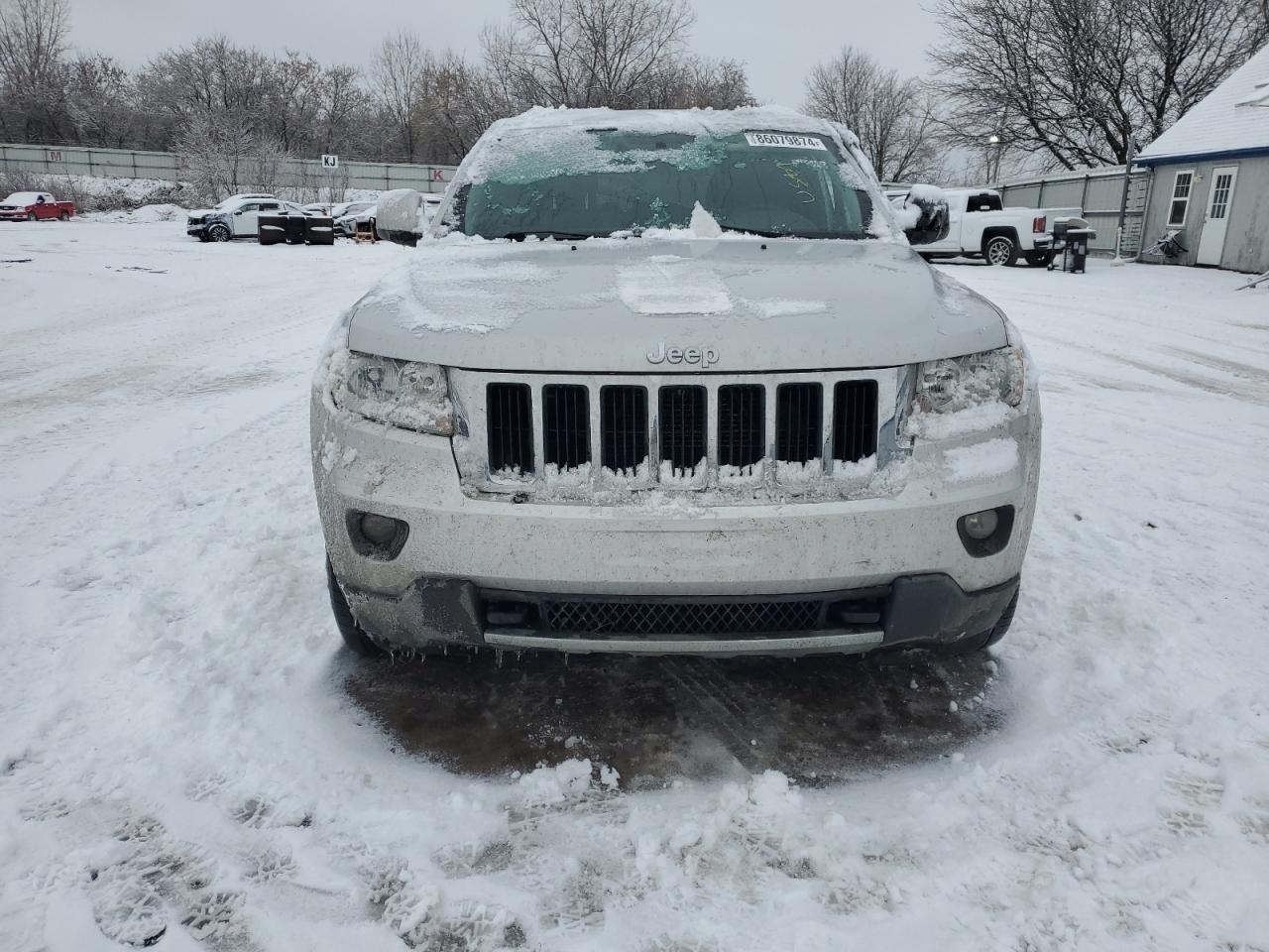 2011 Jeep Grand Cherokee Laredo Silver vin: 1J4RR4GG9BC723378