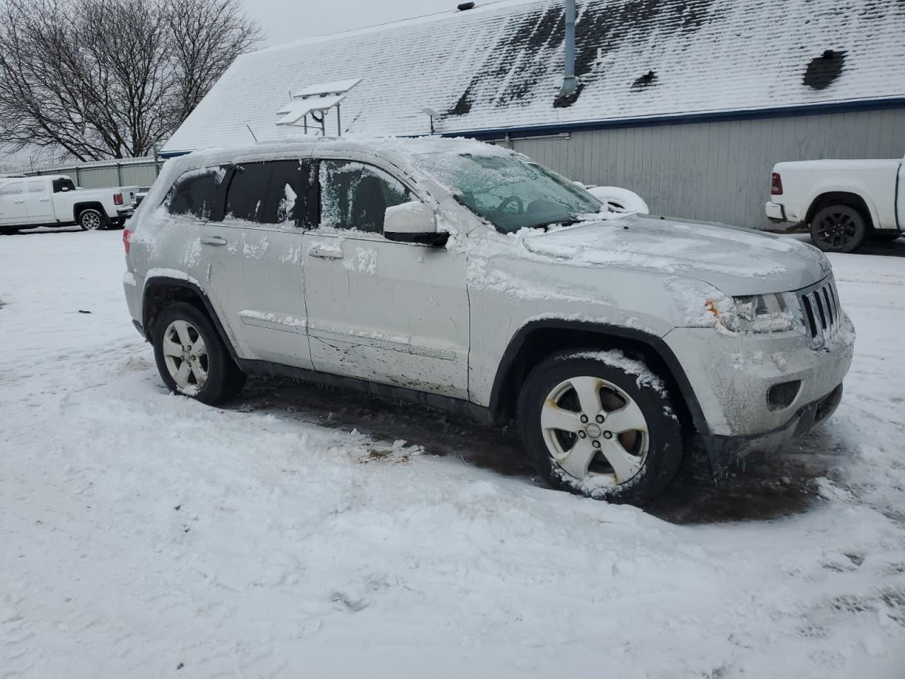 2011 Jeep Grand Cherokee Laredo Silver vin: 1J4RR4GG9BC723378