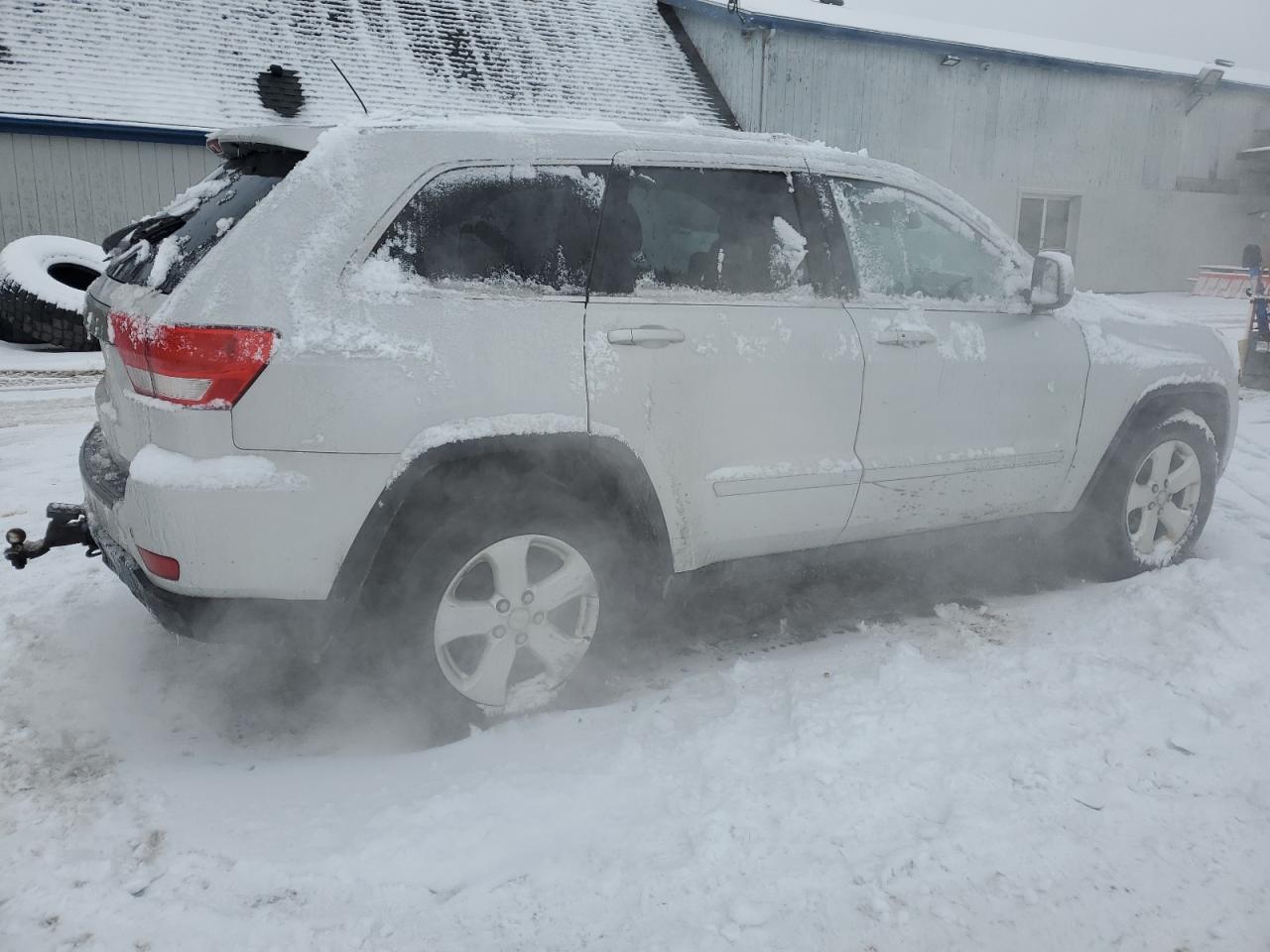 2011 Jeep Grand Cherokee Laredo Silver vin: 1J4RR4GG9BC723378