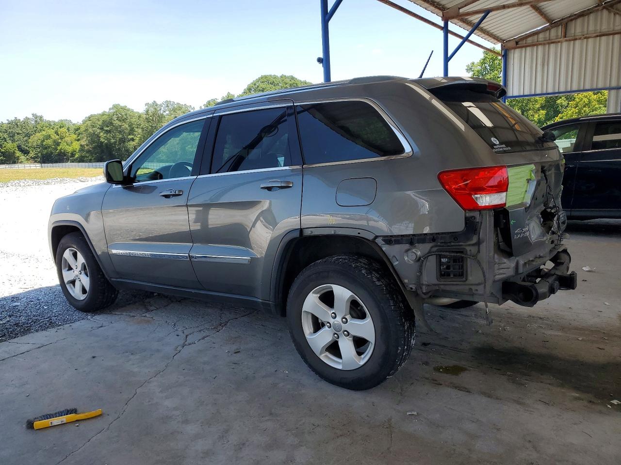 2011 Jeep Grand Cherokee Laredo Gray vin: 1J4RR4GG9BC736079