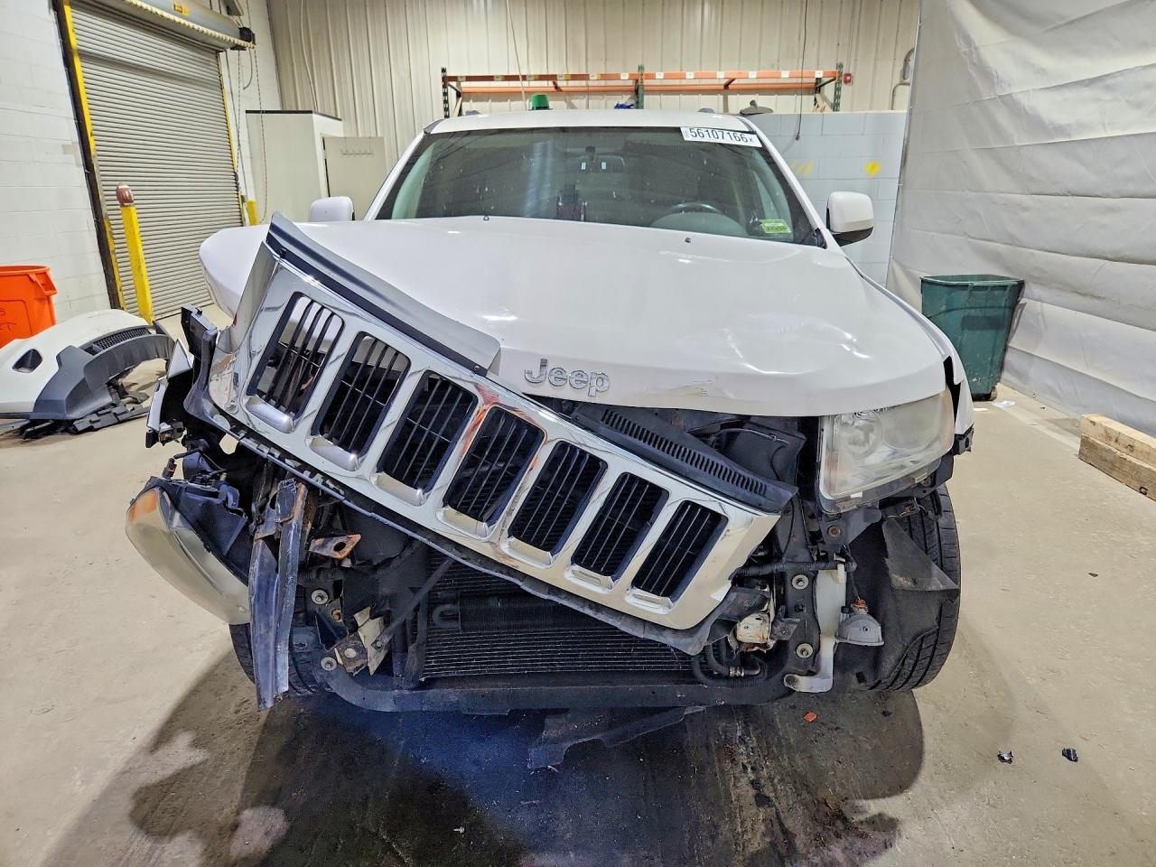2011 Jeep Grand Cherokee Laredo White vin: 1J4RR4GGXBC534657