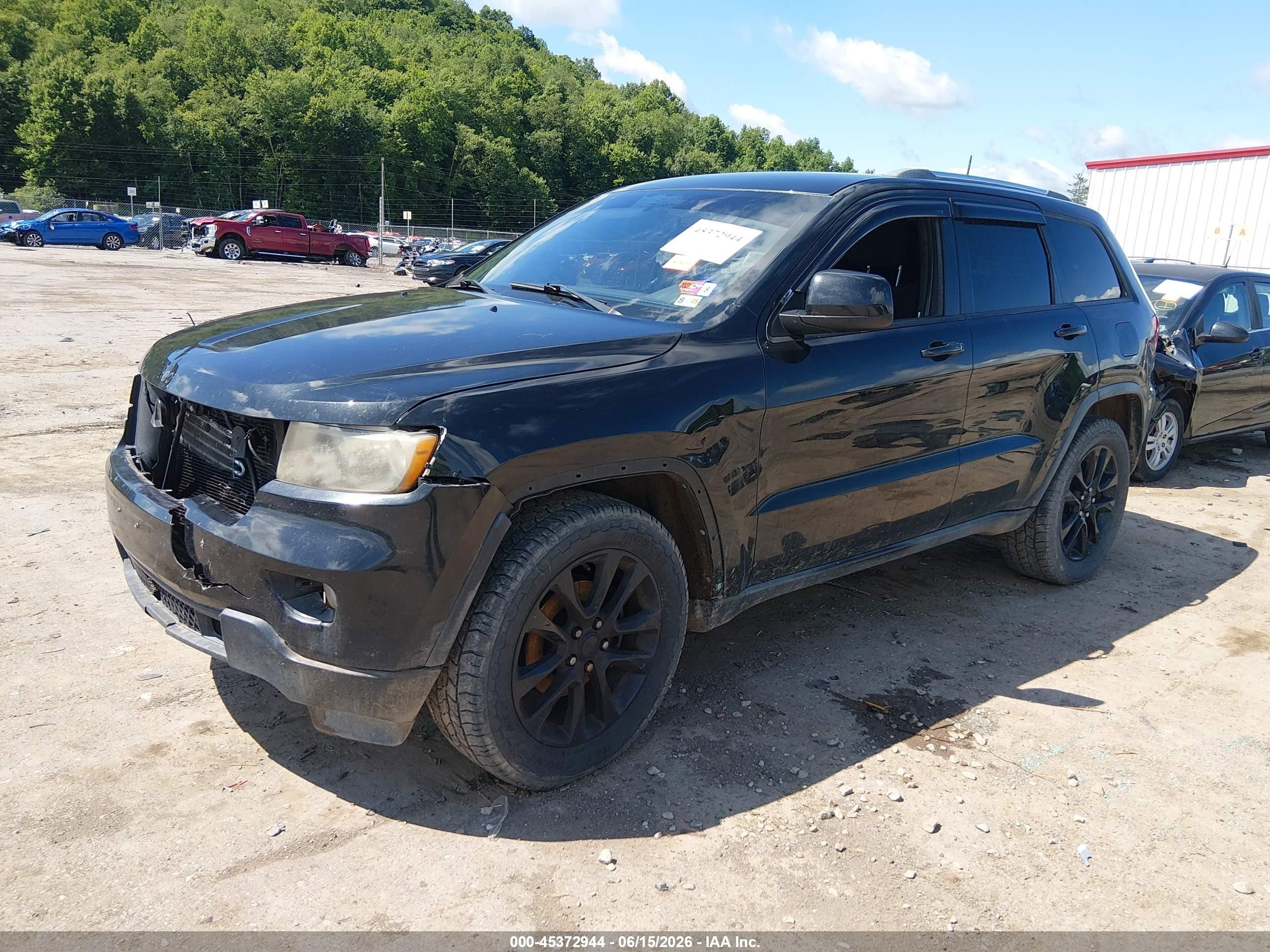 2011 Jeep Grand Cherokee Laredo Black vin: 1J4RR4GGXBC554939