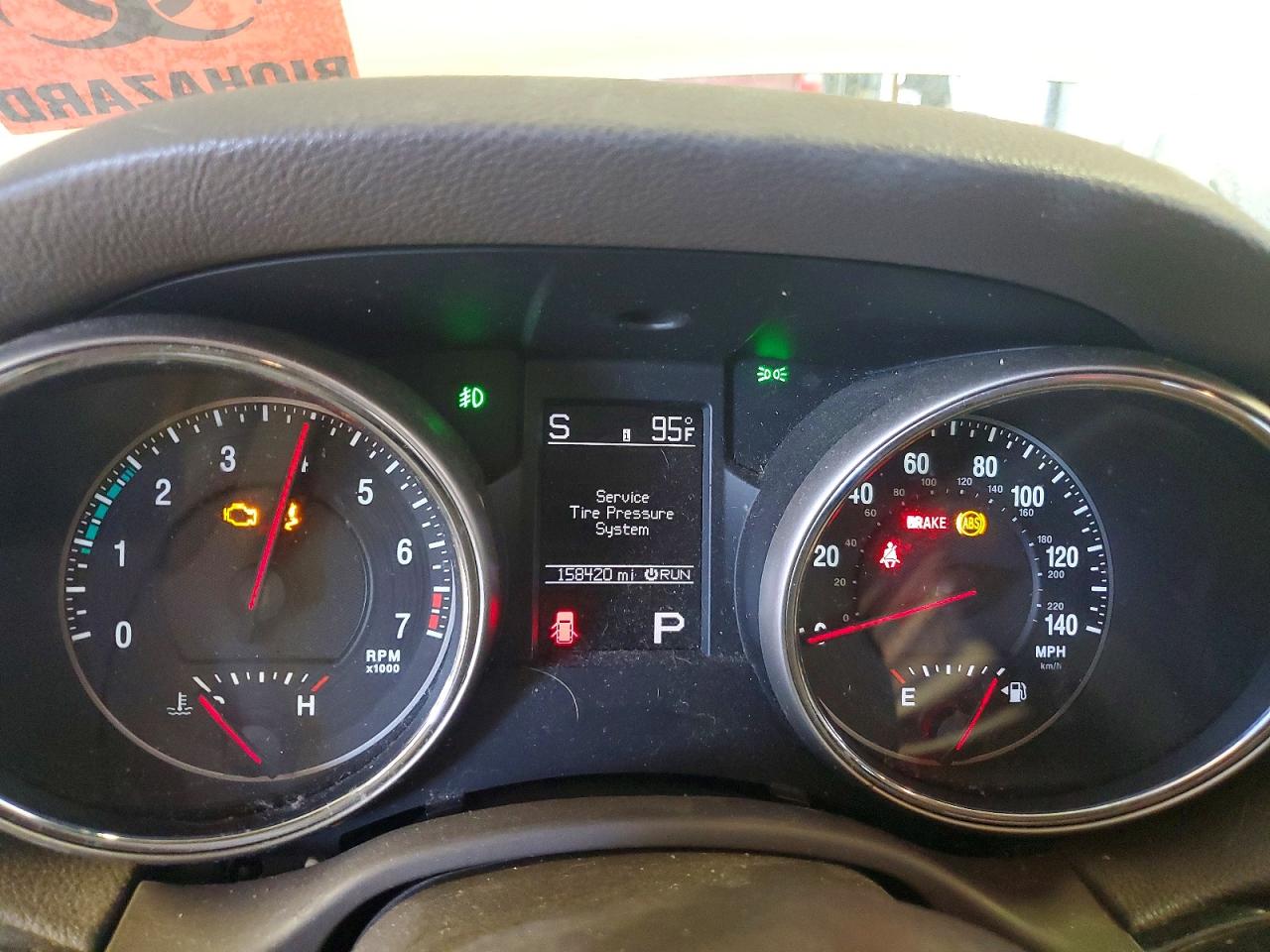 2011 Jeep Grand Cherokee Laredo Gold vin: 1J4RR4GGXBC557761