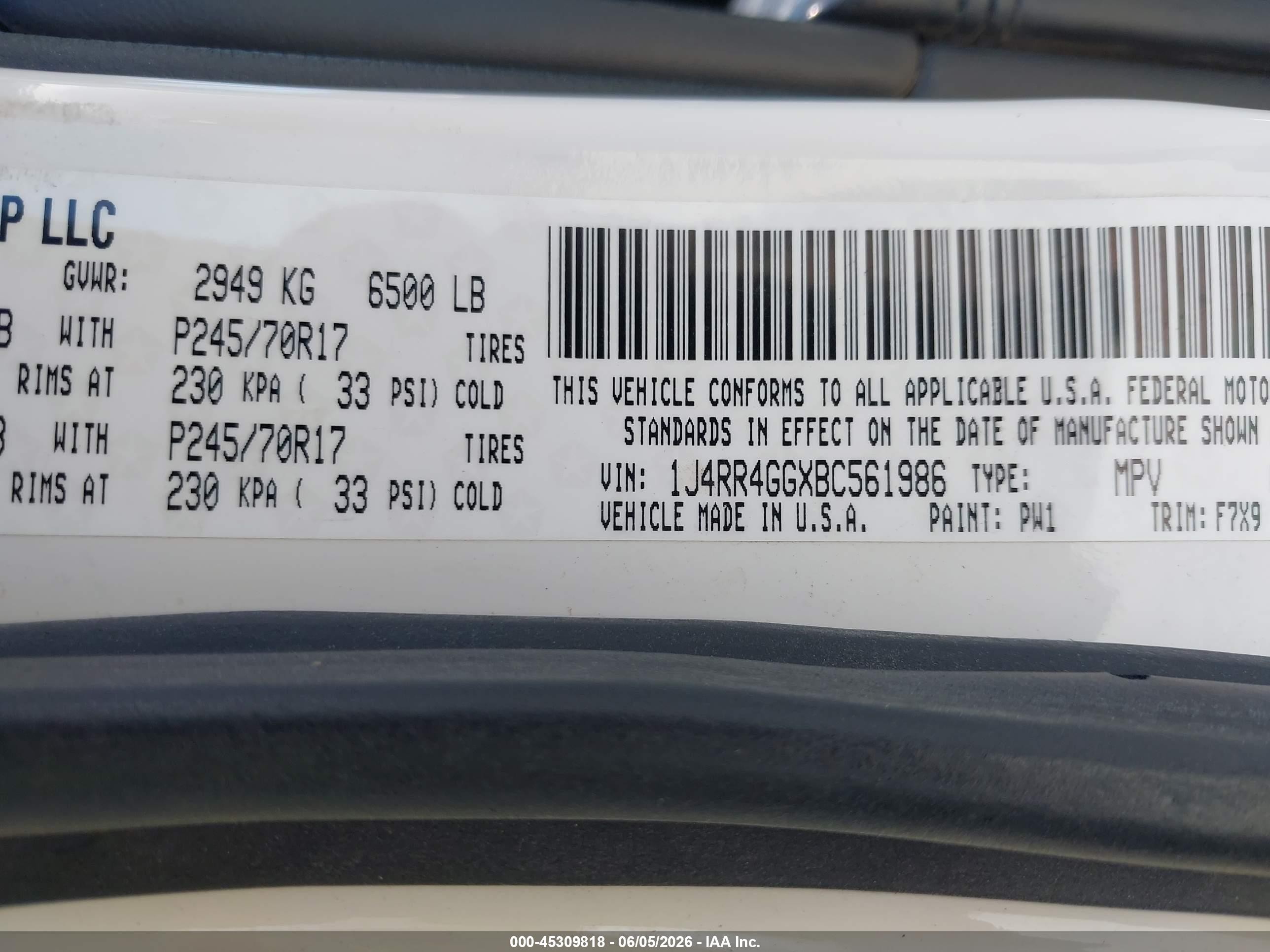 2011 Jeep Grand Cherokee Laredo White vin: 1J4RR4GGXBC561986