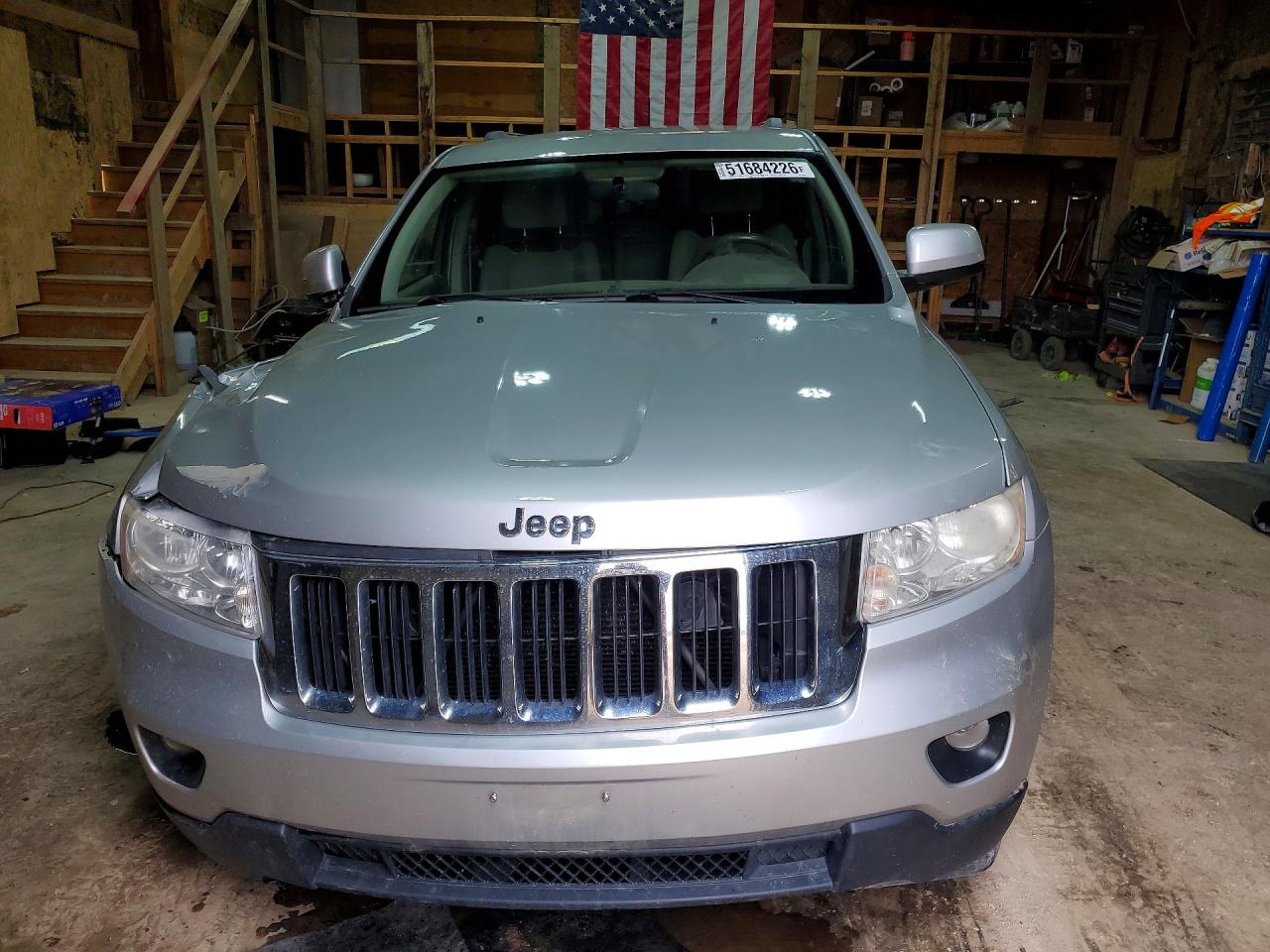 2011 Jeep Grand Cherokee Laredo Silver vin: 1J4RR4GGXBC563124