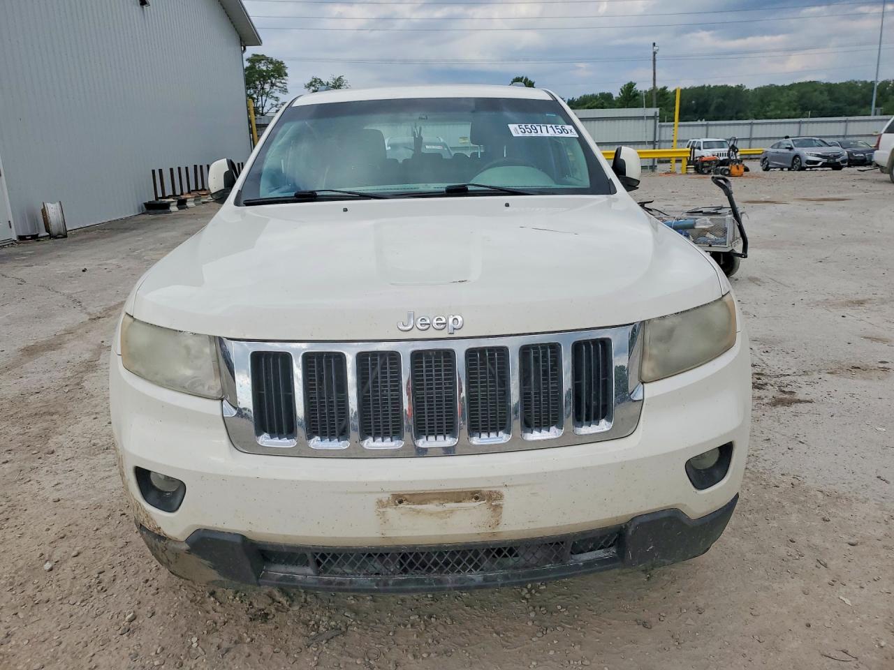 2011 Jeep Grand Cherokee Laredo White vin: 1J4RR4GGXBC566749