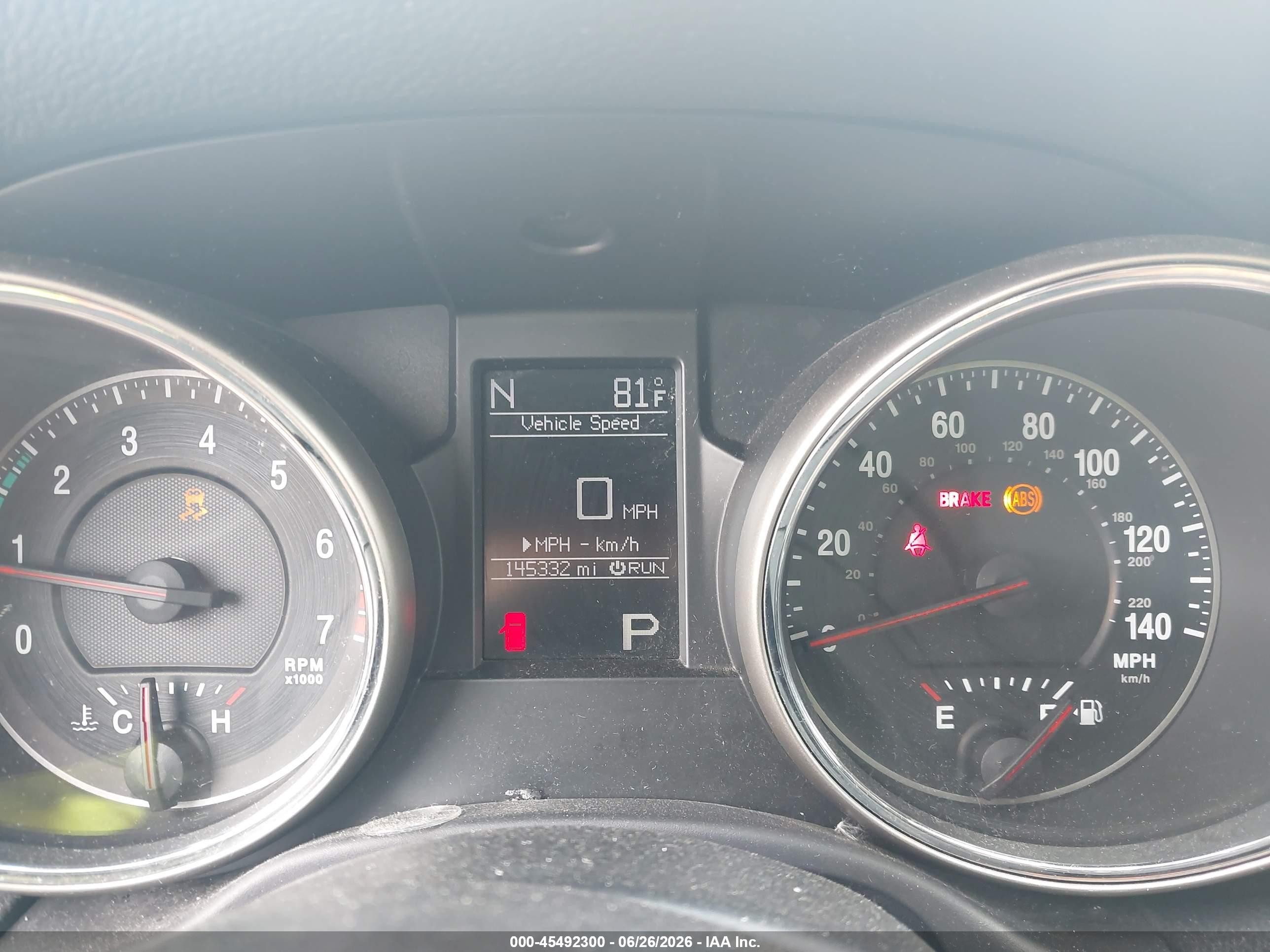 2011 Jeep Grand Cherokee Laredo Silver vin: 1J4RR4GGXBC570252