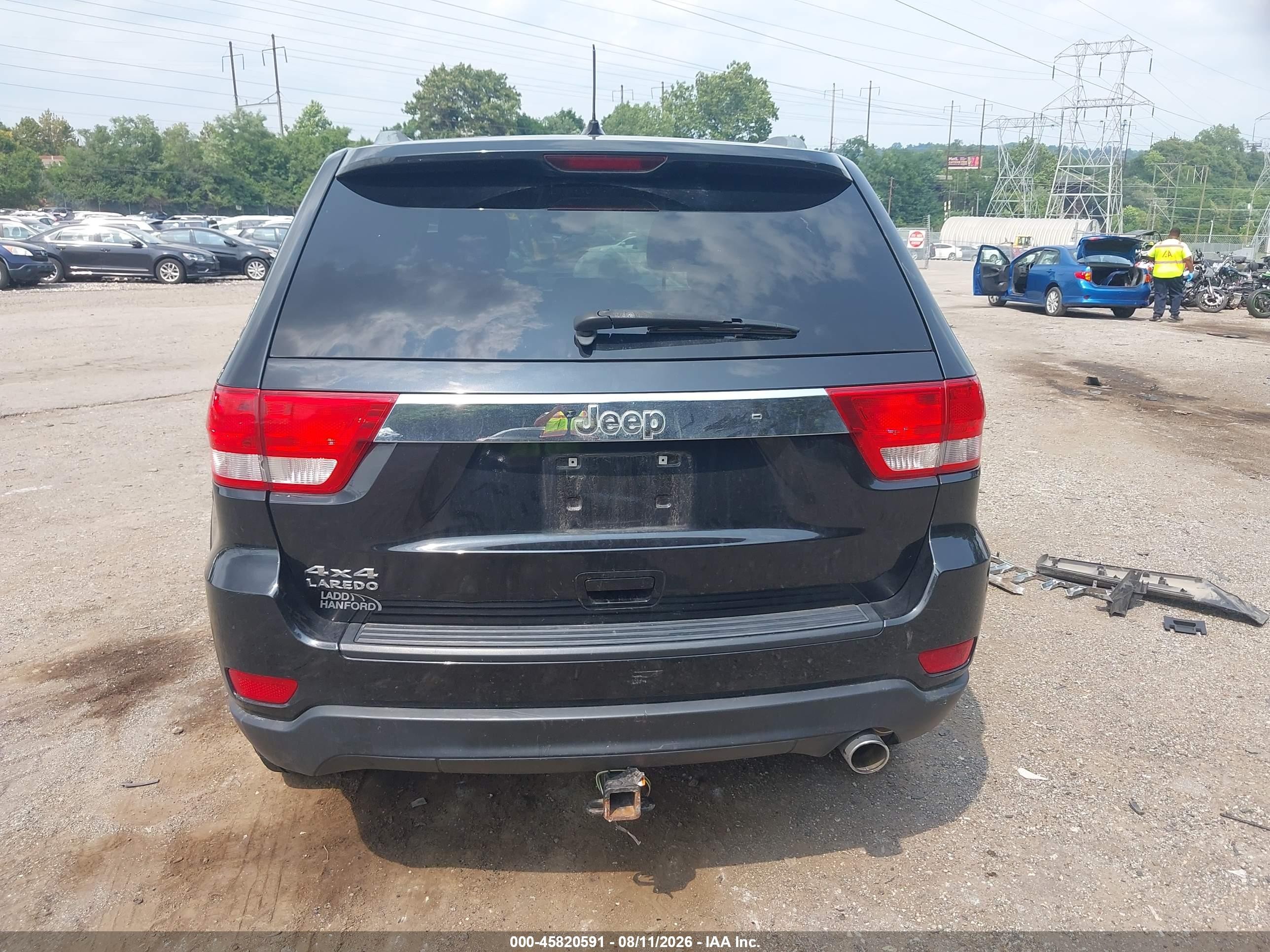 2011 Jeep Grand Cherokee Laredo Black vin: 1J4RR4GGXBC677673