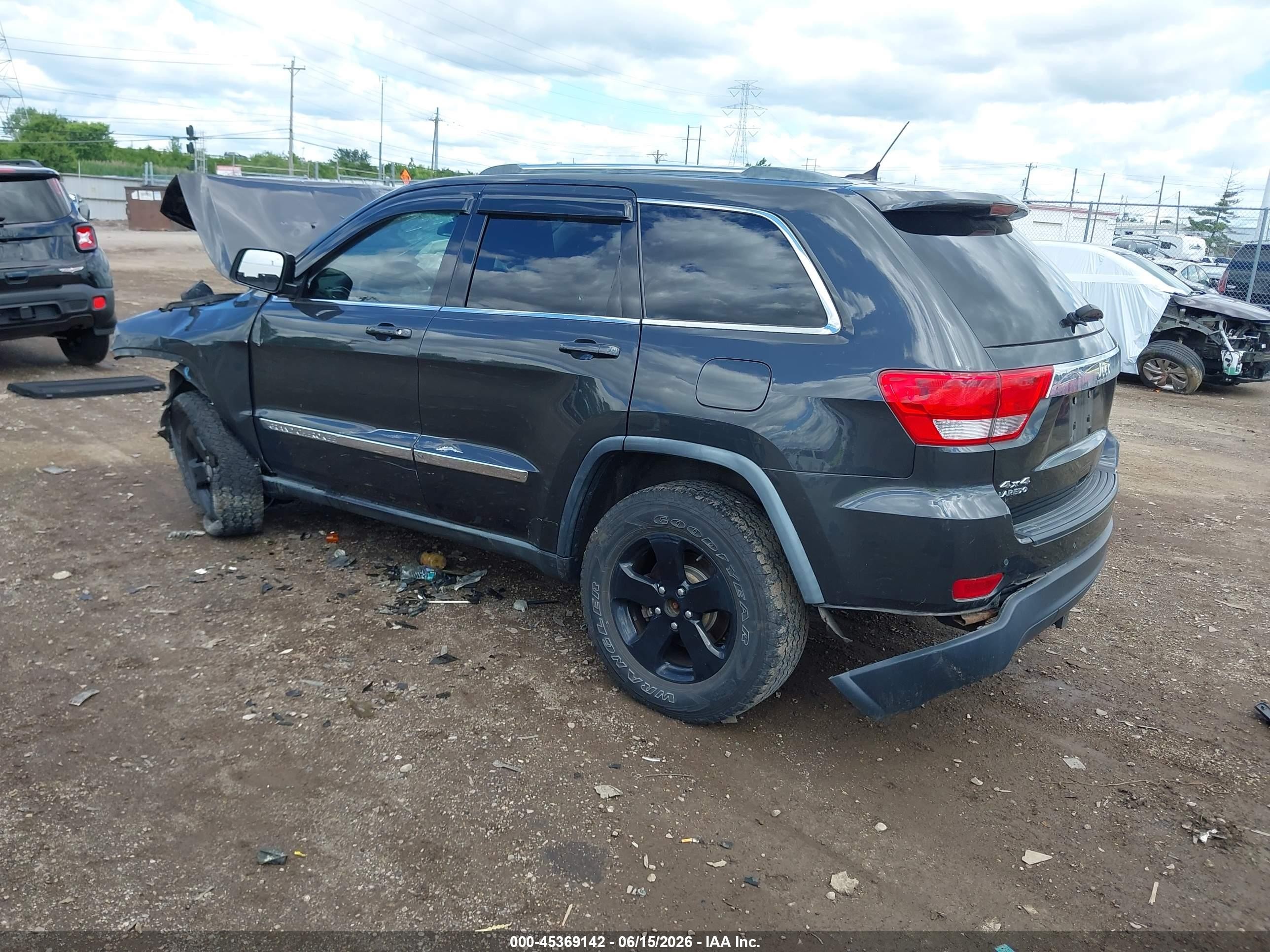 2011 Jeep Grand Cherokee Laredo Black vin: 1J4RR4GGXBC703785