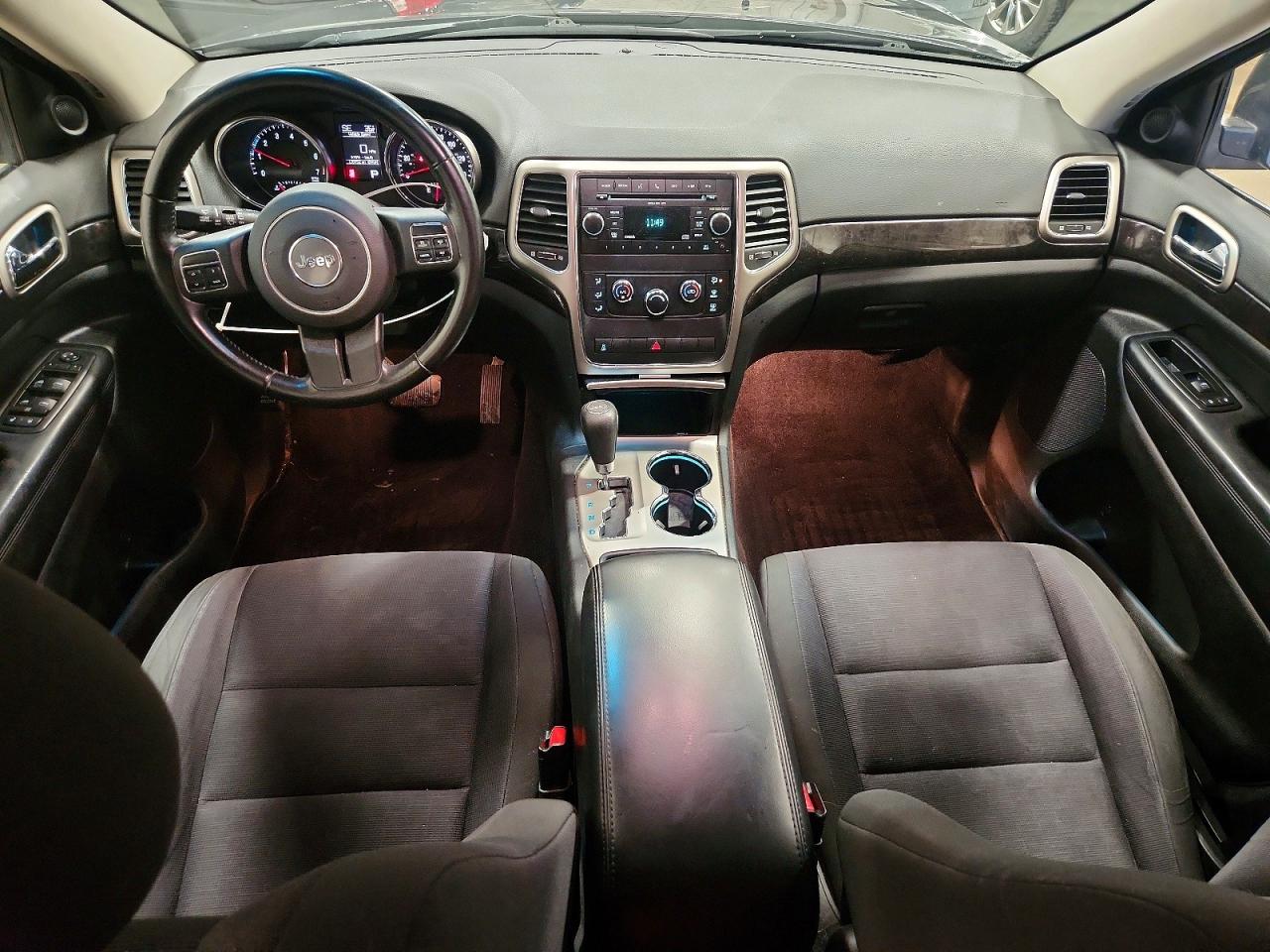 2011 Jeep Grand Cherokee Laredo Угольный vin: 1J4RR4GGXBC720148