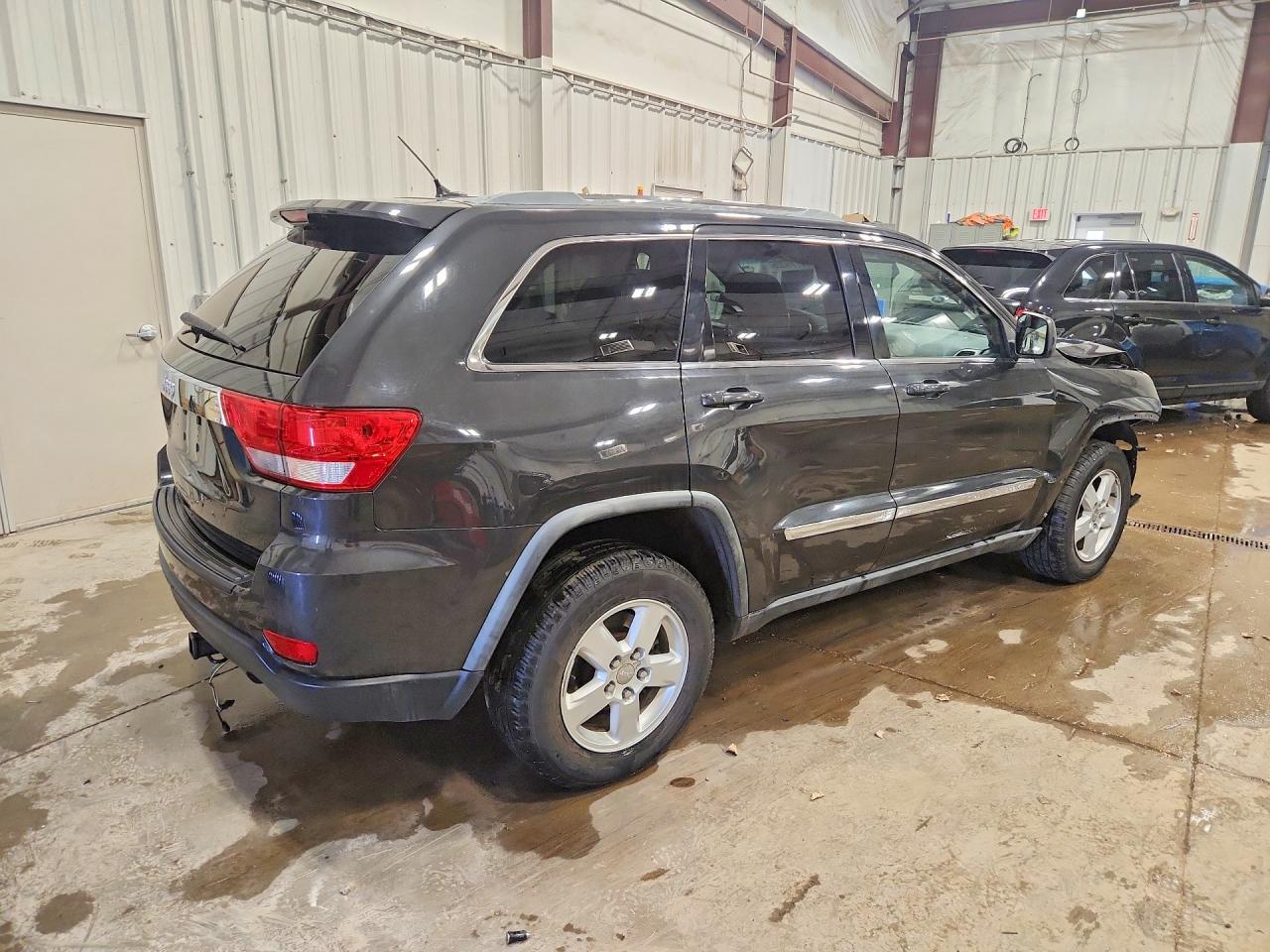 2011 Jeep Grand Cherokee Laredo Угольный vin: 1J4RR4GGXBC720148