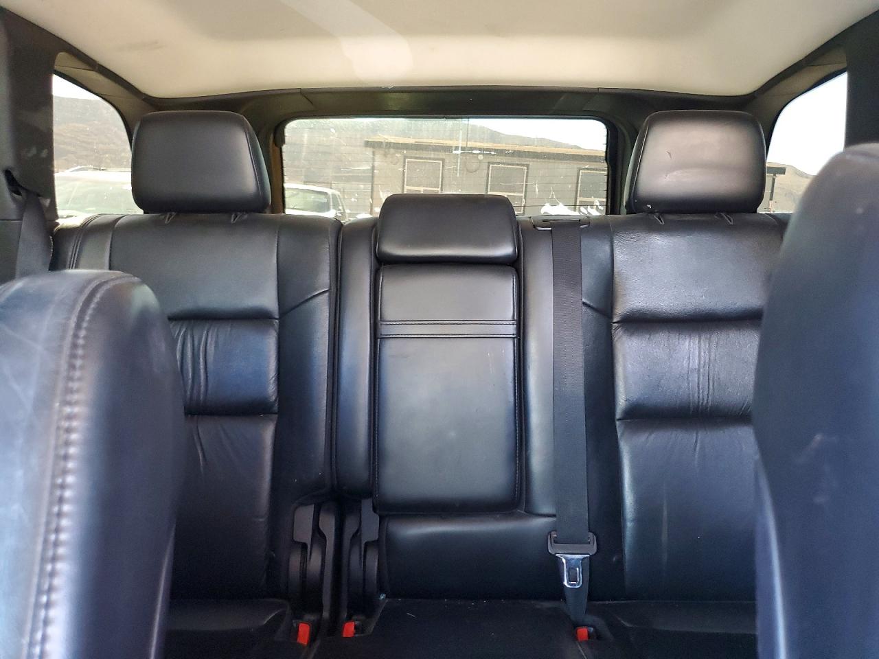 2011 Jeep Grand Cherokee Laredo Gray vin: 1J4RR4GGXBC738830