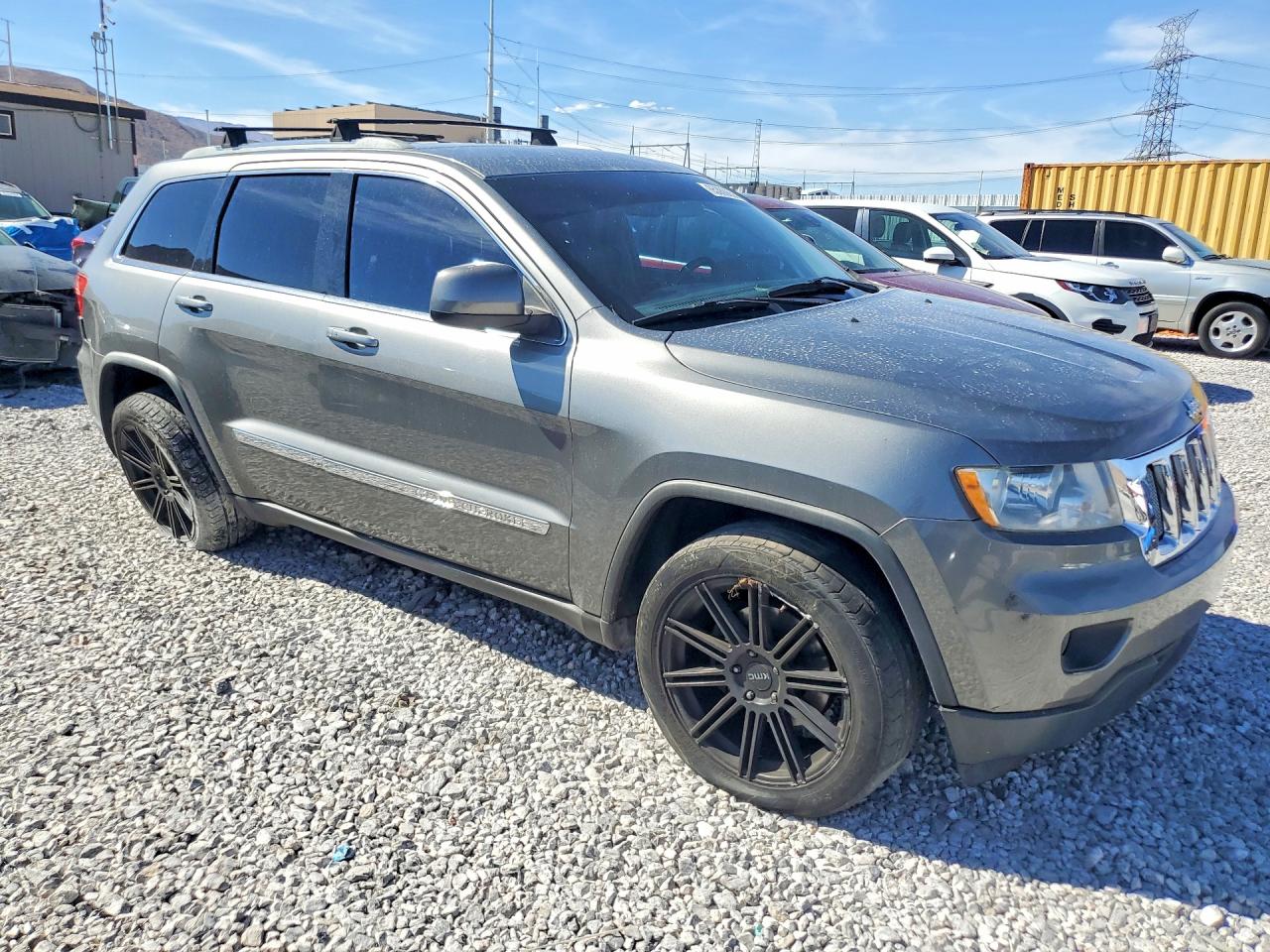 2011 Jeep Grand Cherokee Laredo Gray vin: 1J4RR4GGXBC738830